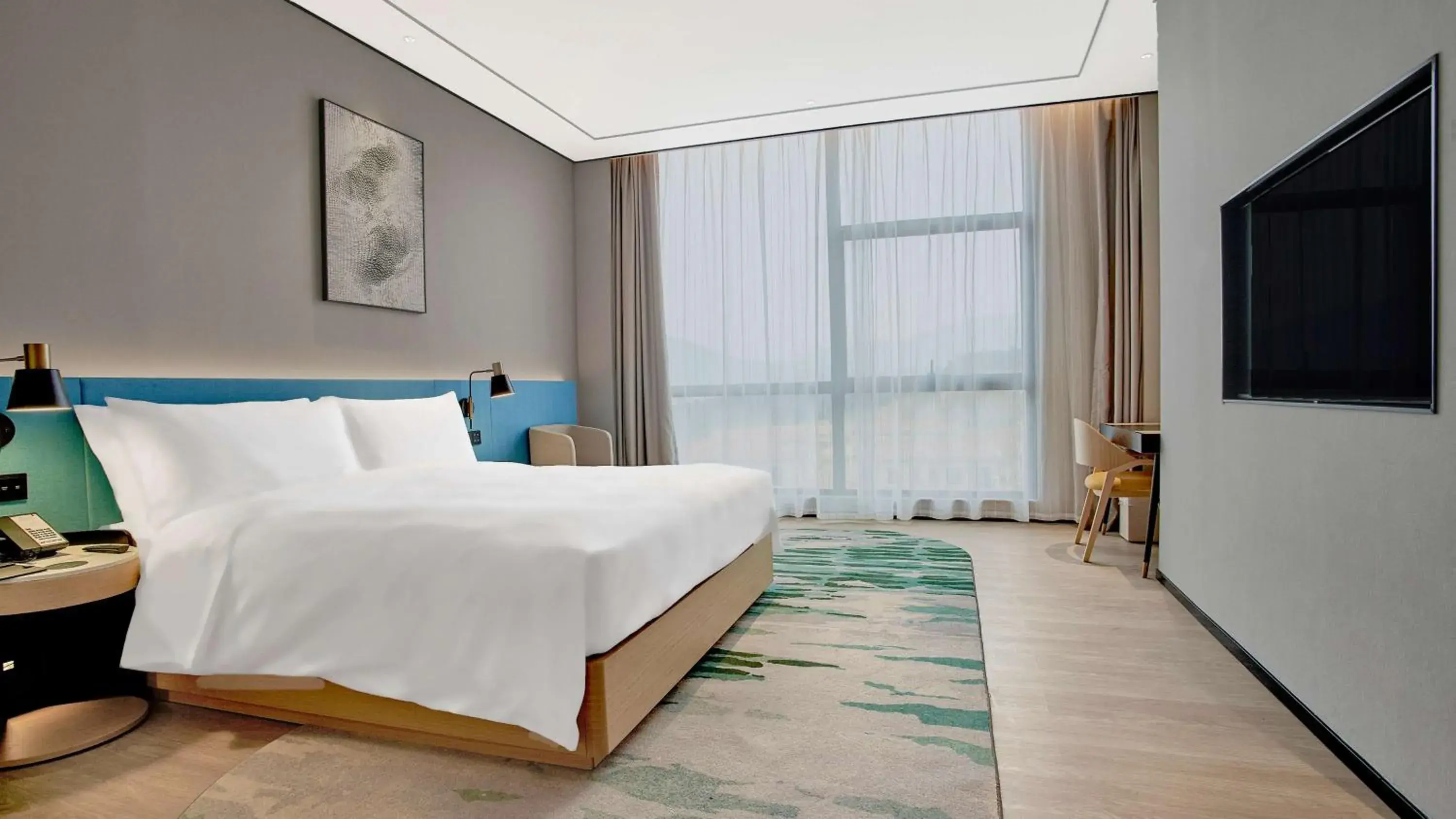 Superior King Room - High Floor in Hilton Garden Inn Chenzhou Beihu Superior King Room - High Floor in Hilton Garden Inn Chenzhou Beihu