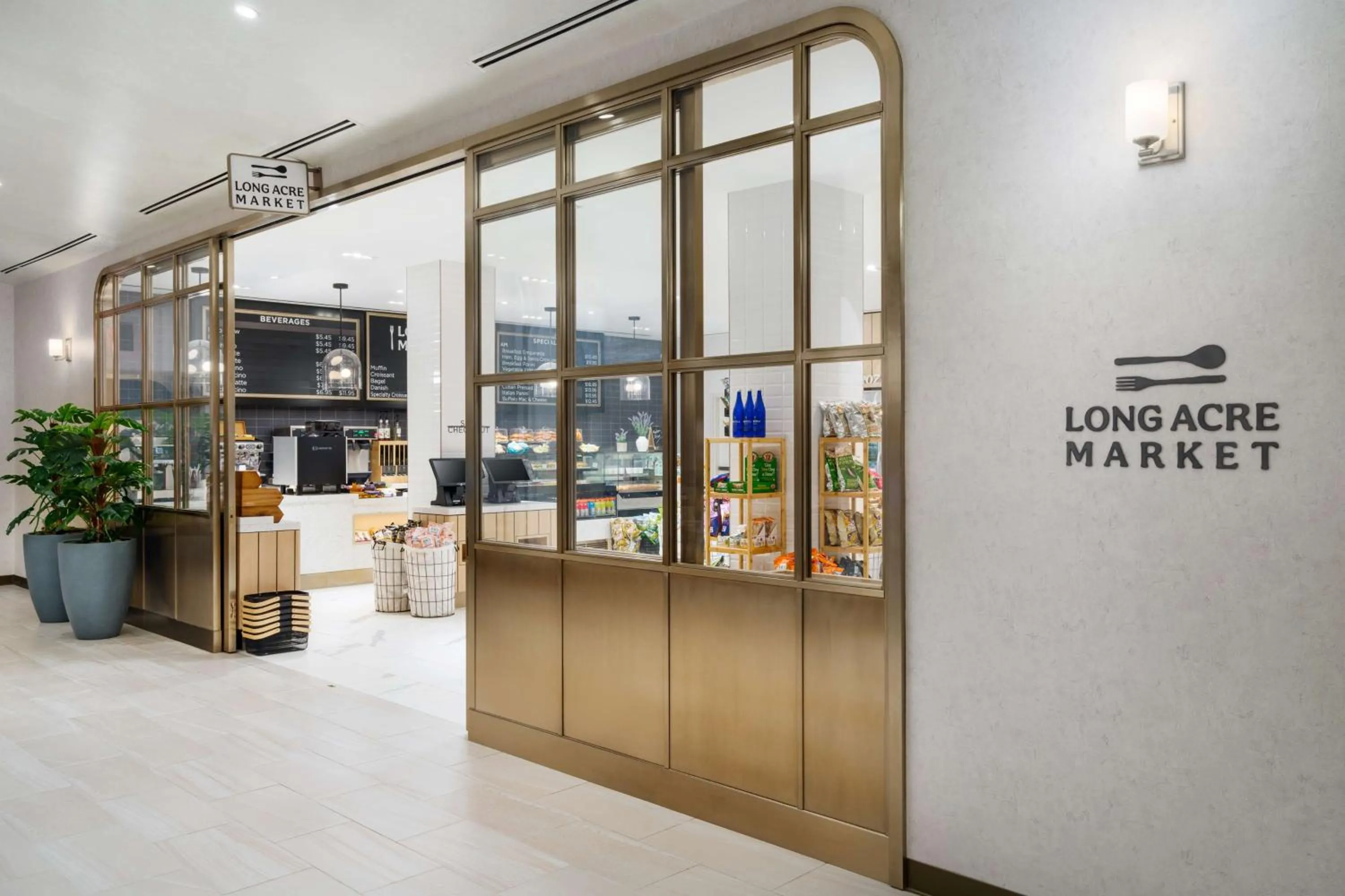 Restaurant/places to eat in Hilton New York Times Square