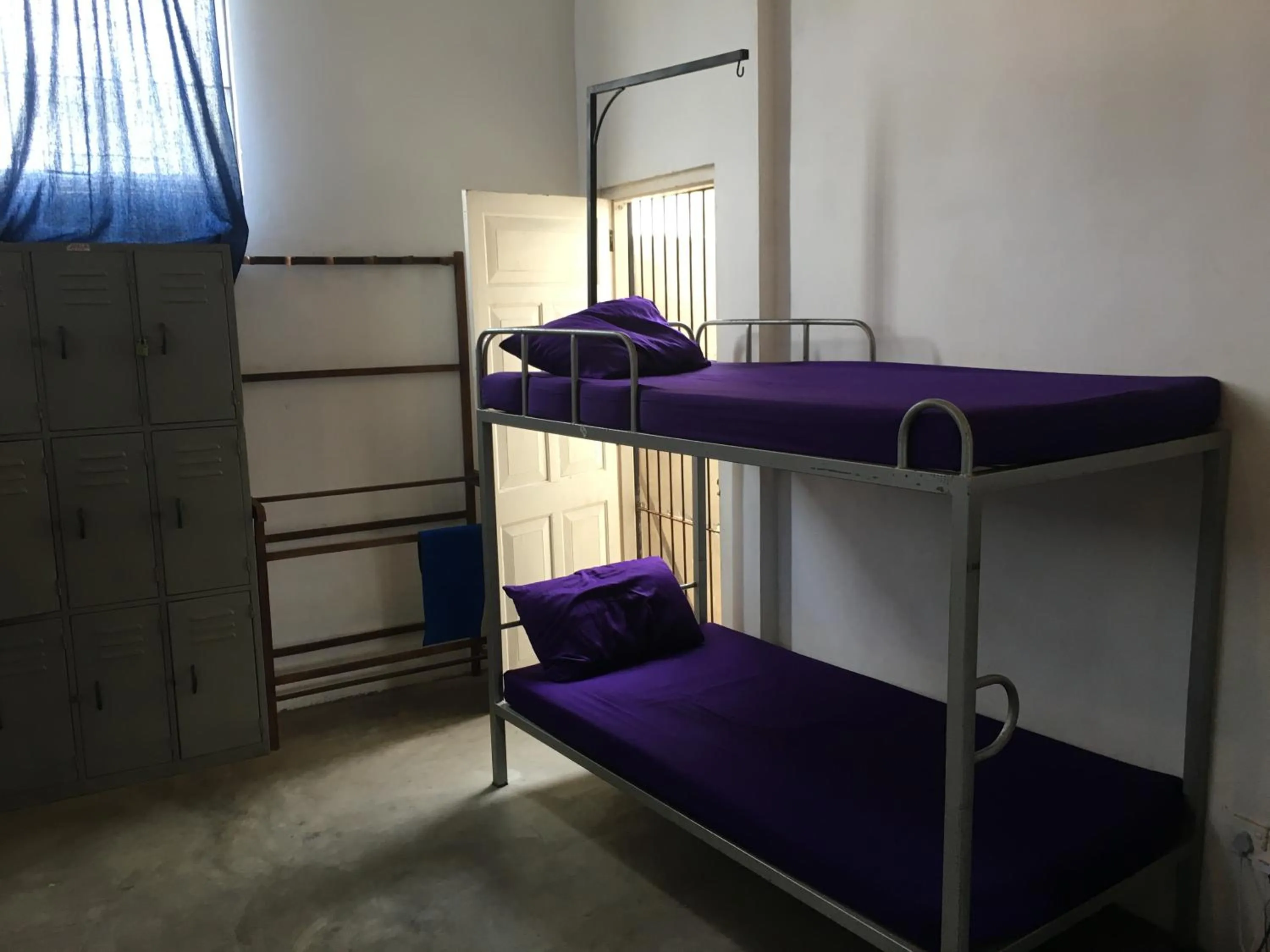 bunk bed, Bed in Colombo Beach Hostel