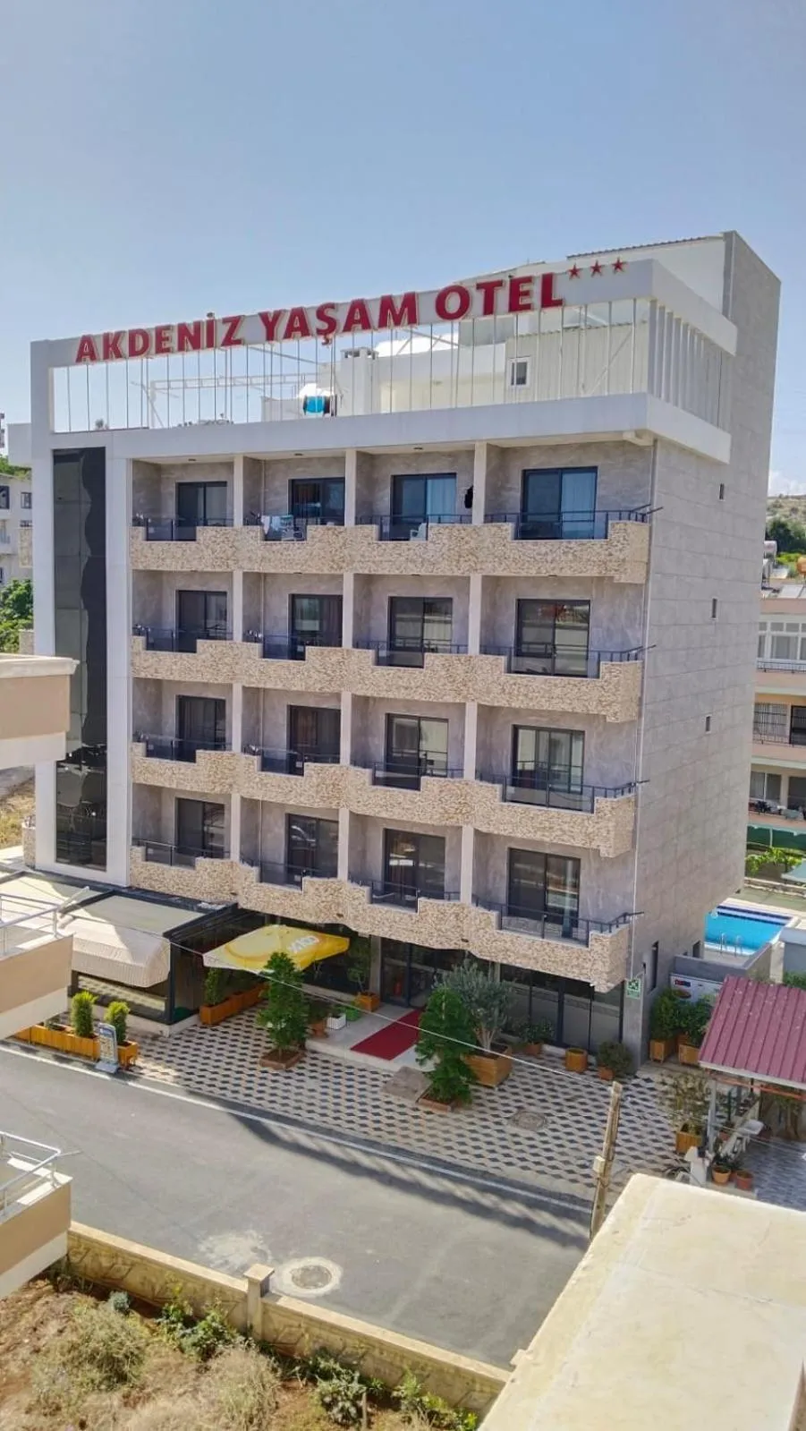 Property building in Akdeniz Yaşam Otel