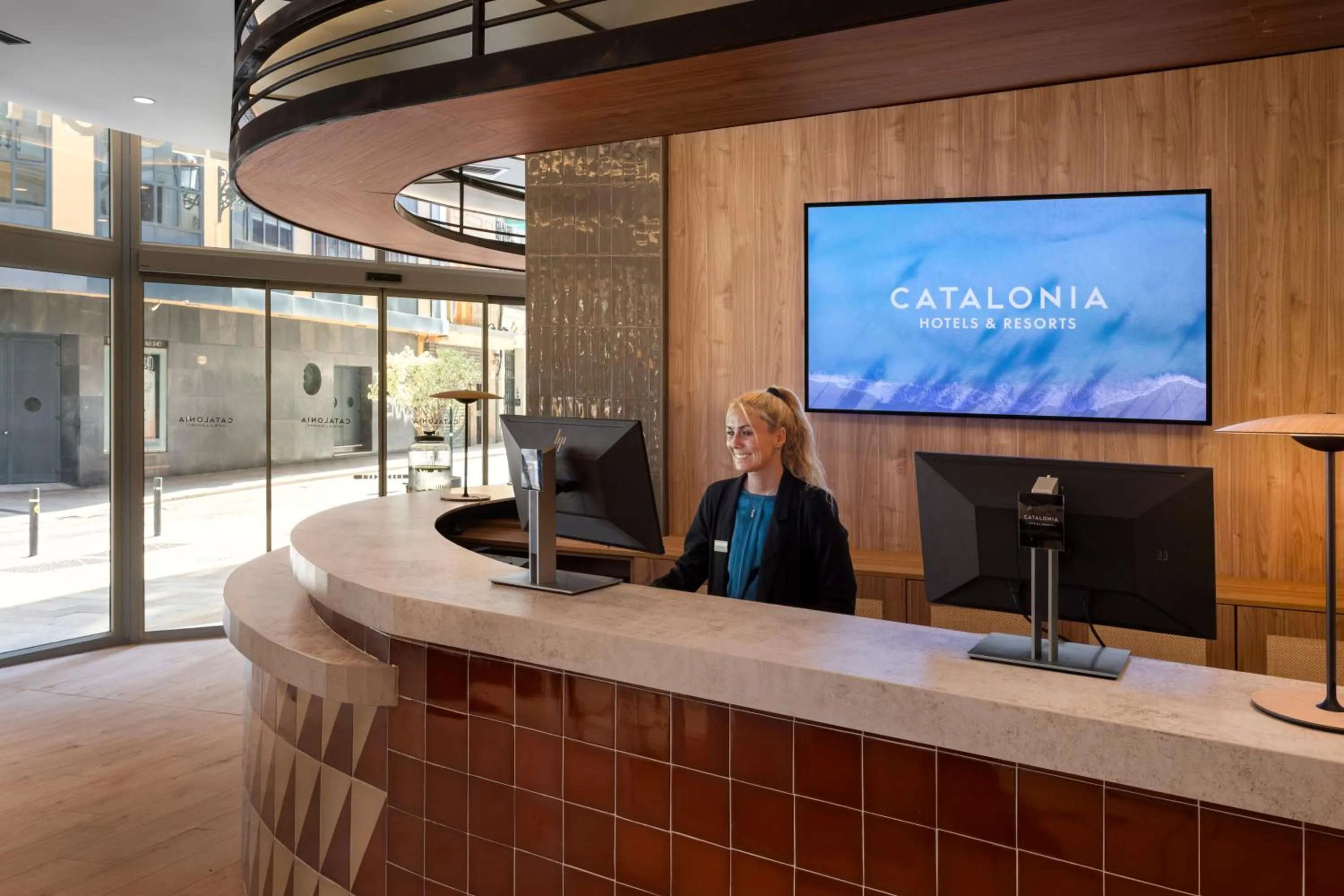Lobby or reception in Catalonia Excelsior