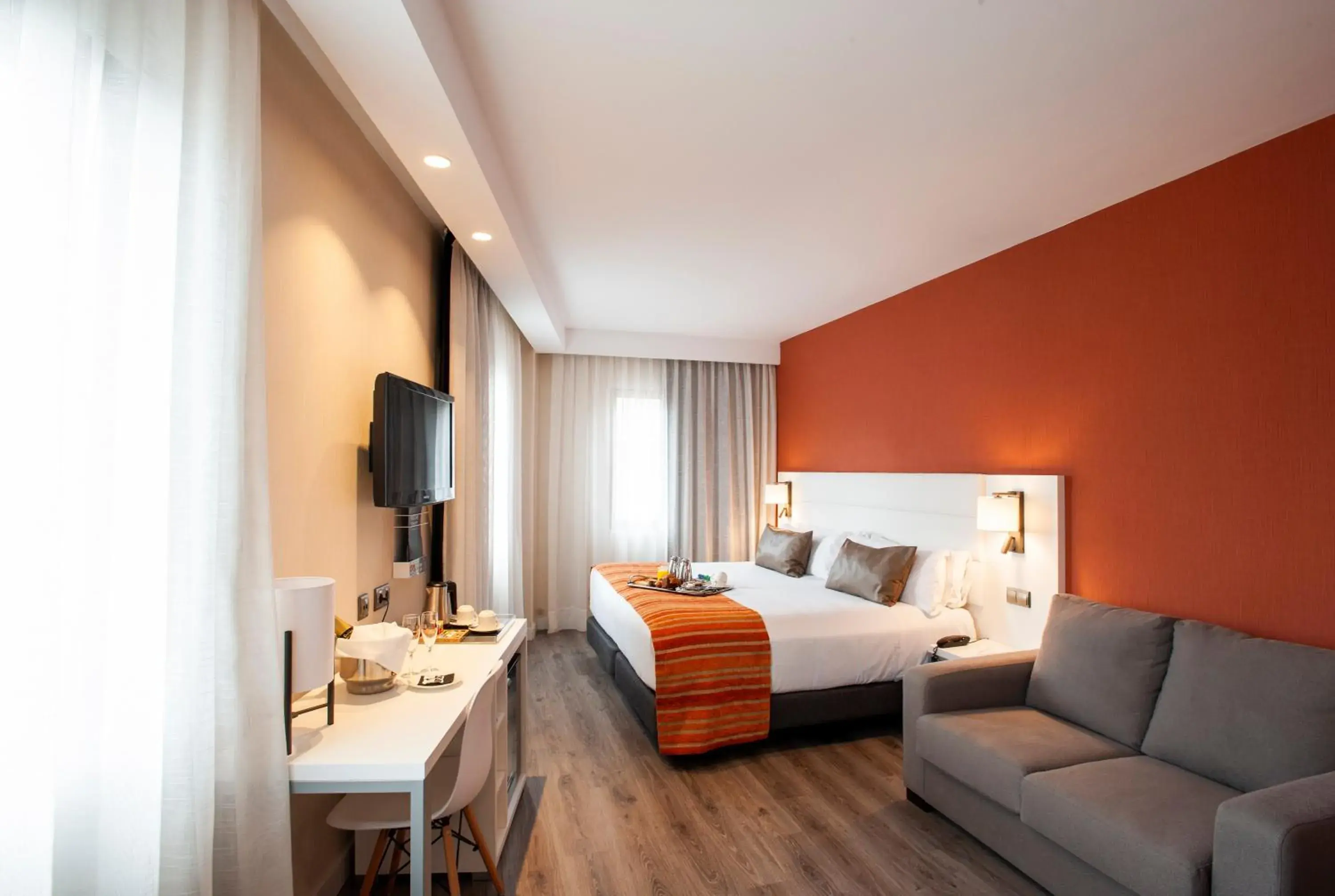 Superior Double Room in Catalonia Conde de Floridablanca Superior Double Room in Catalonia Conde de Floridablanca