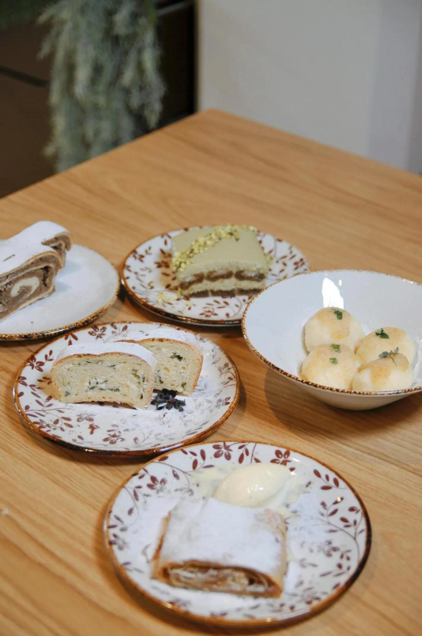 Restaurant/places to eat in Vila De Casa