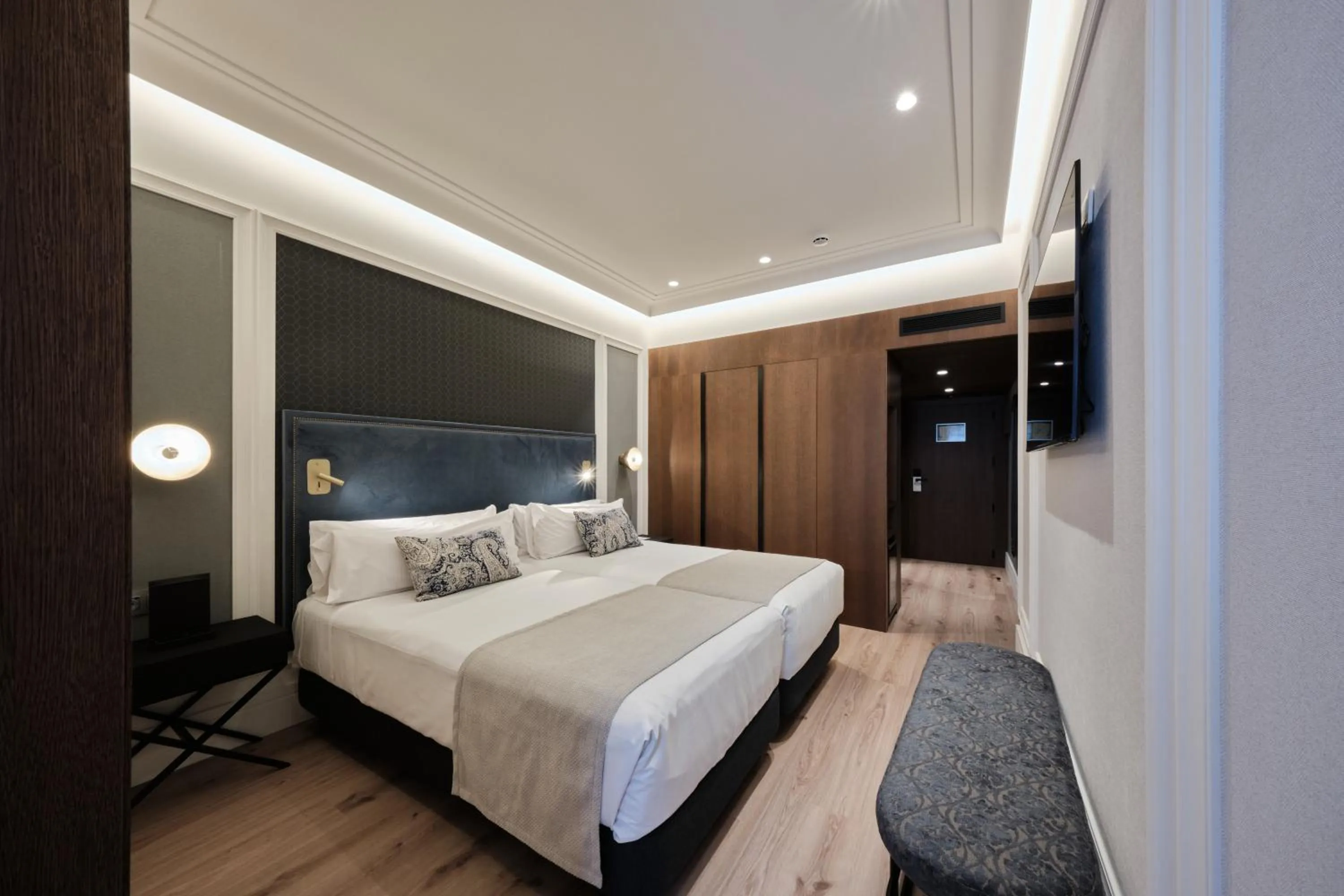 Bed in Catalonia Plaza Catalunya