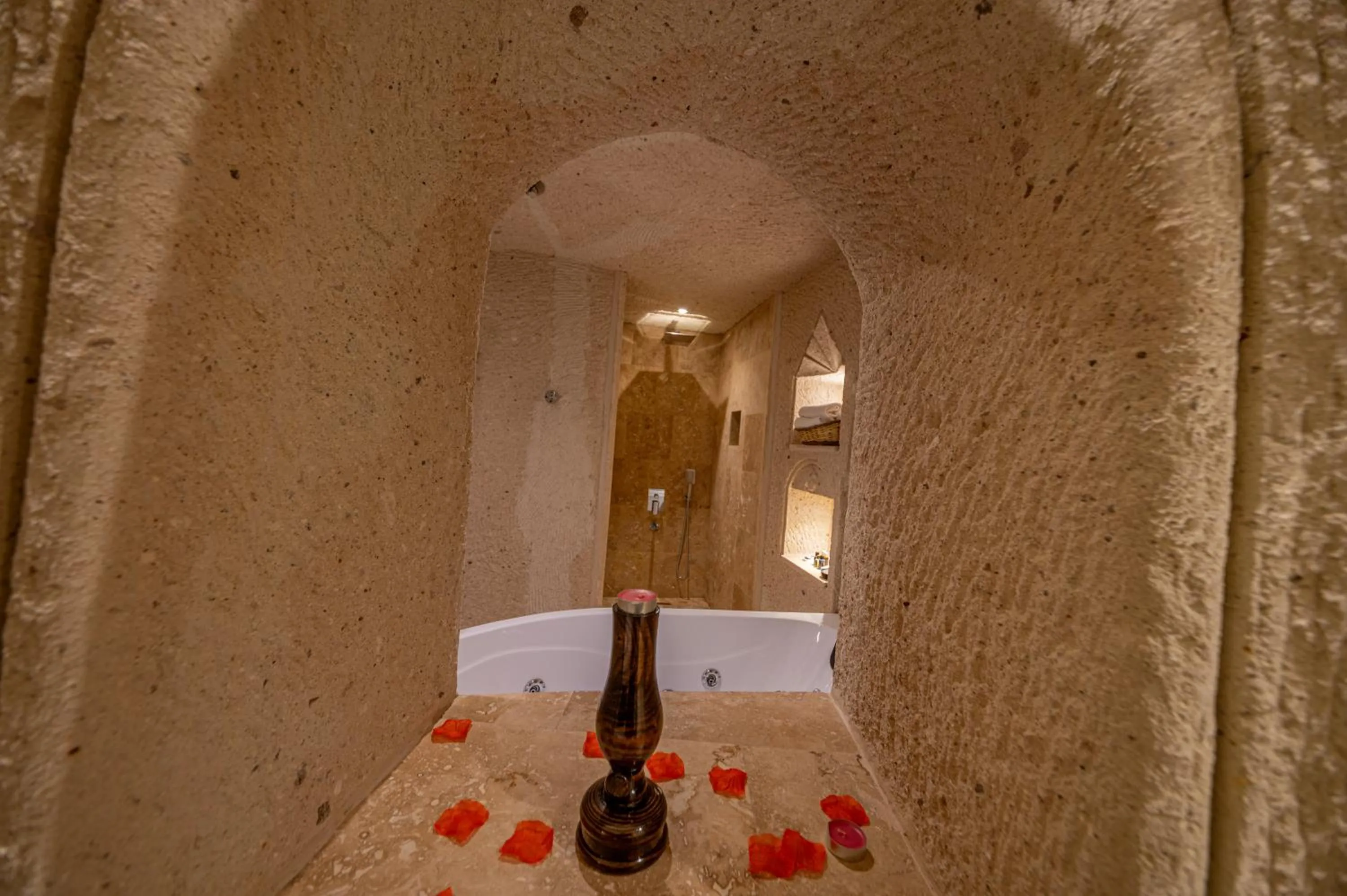 Bathroom in FARMER CAVE HOUSE
