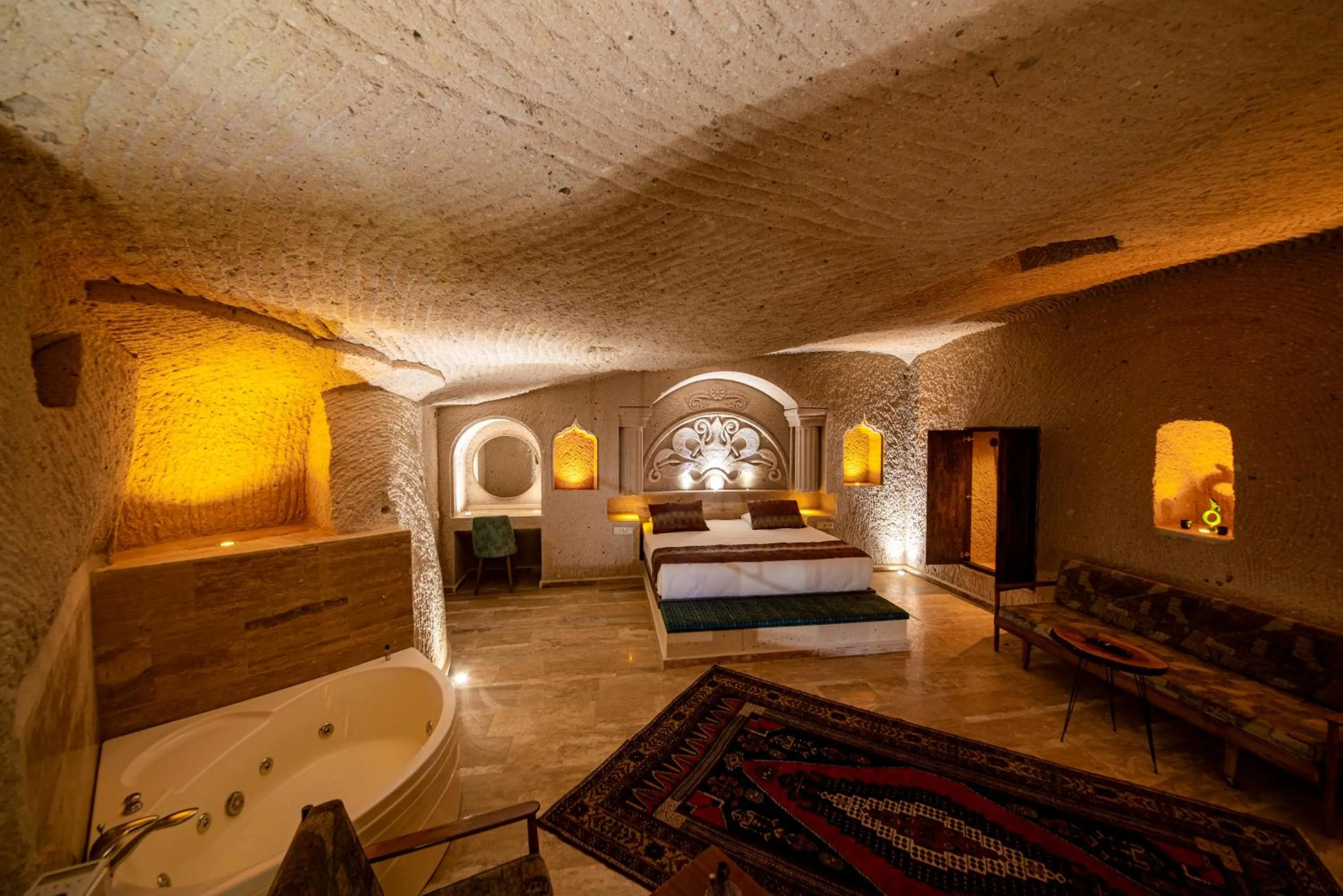 Bed in FARMER CAVE HOUSE