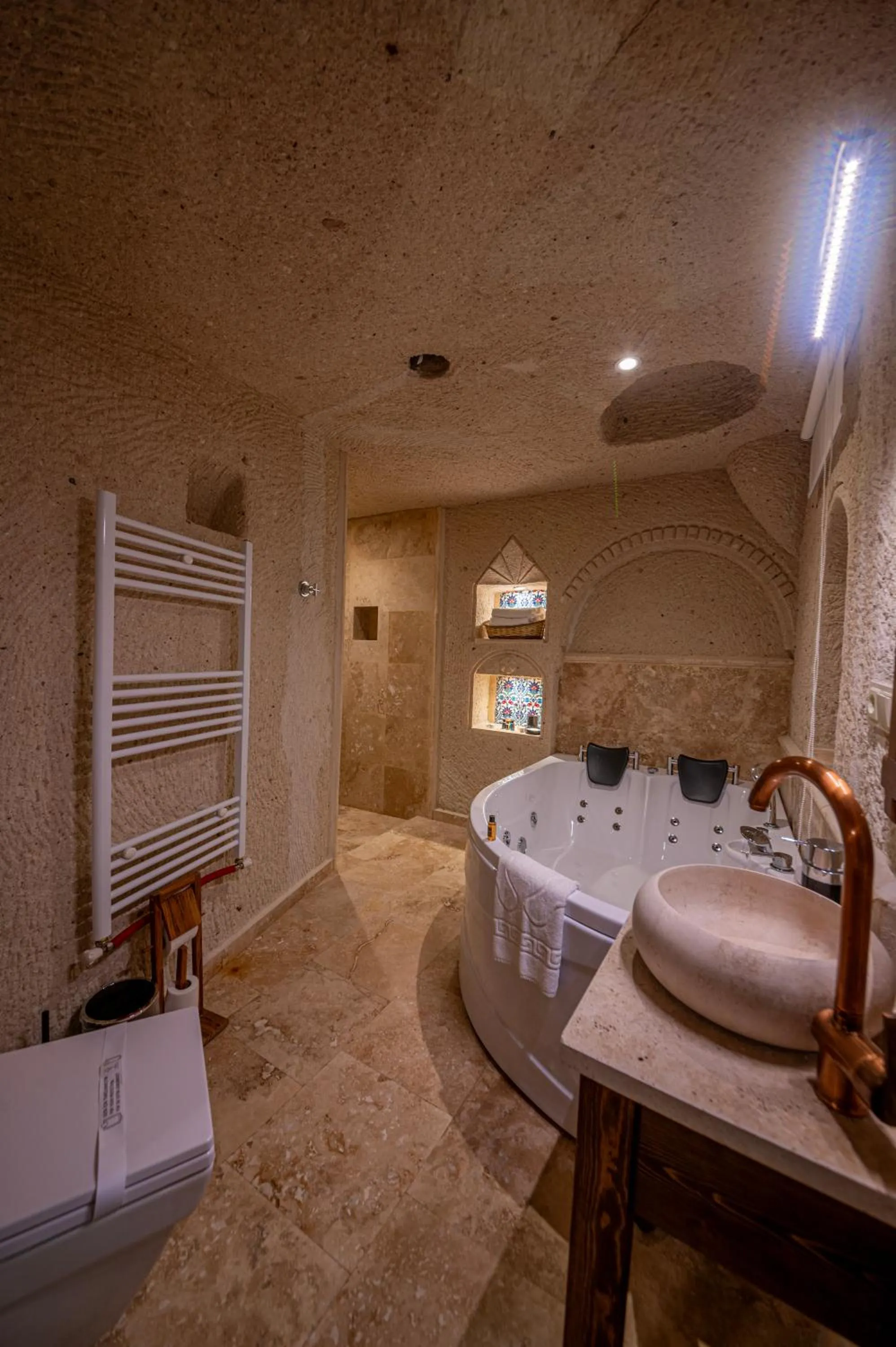 Bathroom in FARMER CAVE HOUSE