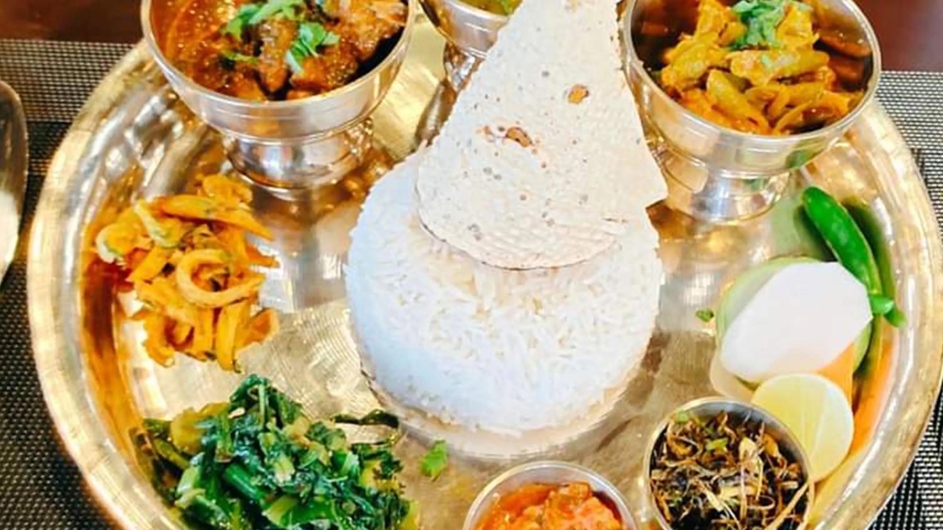 Food and drinks in Hotel Grand View