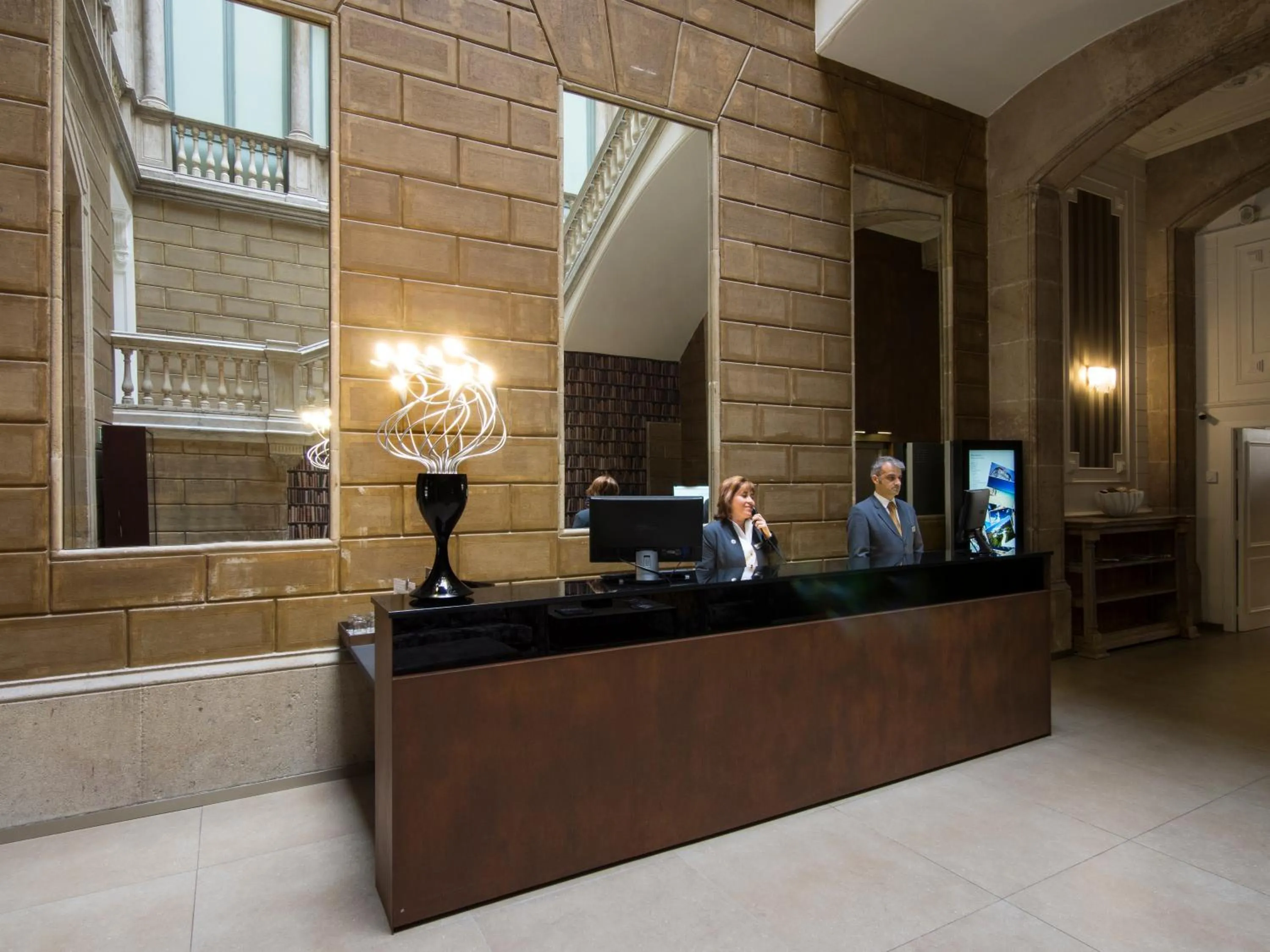 Lobby or reception in Catalonia Portal de l'Angel