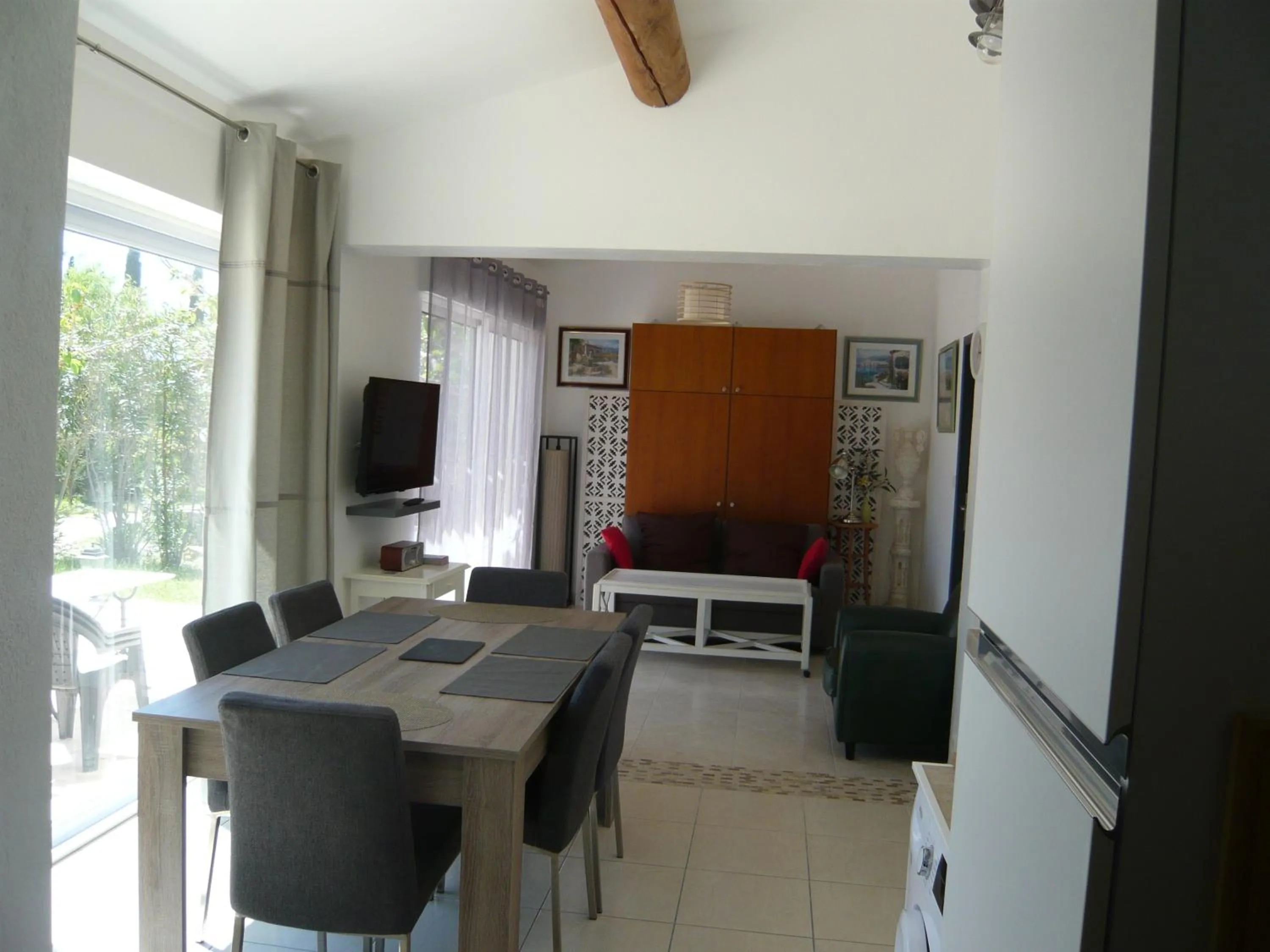 Seating area in Locations des Alpilles