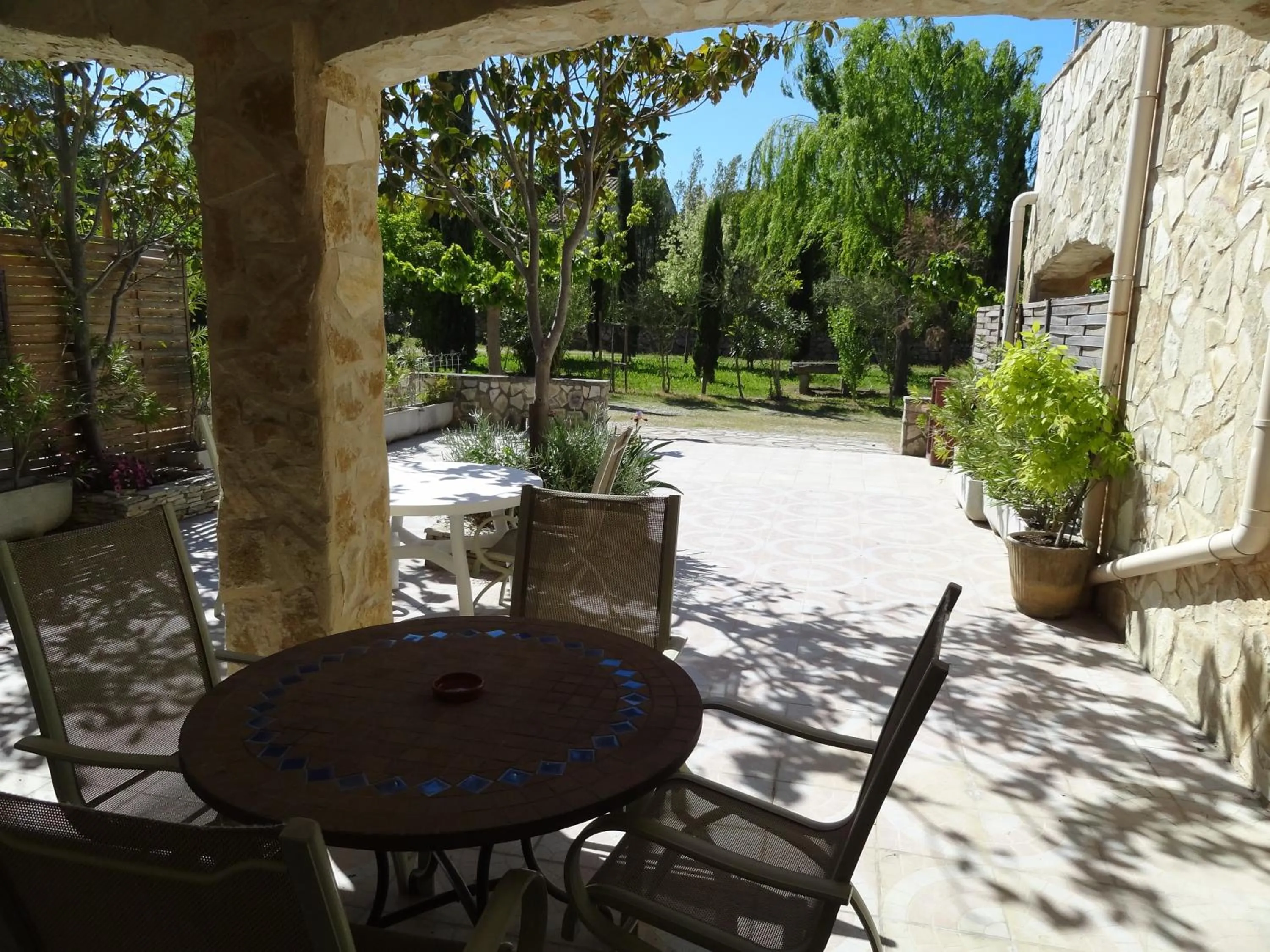 Patio in Locations des Alpilles