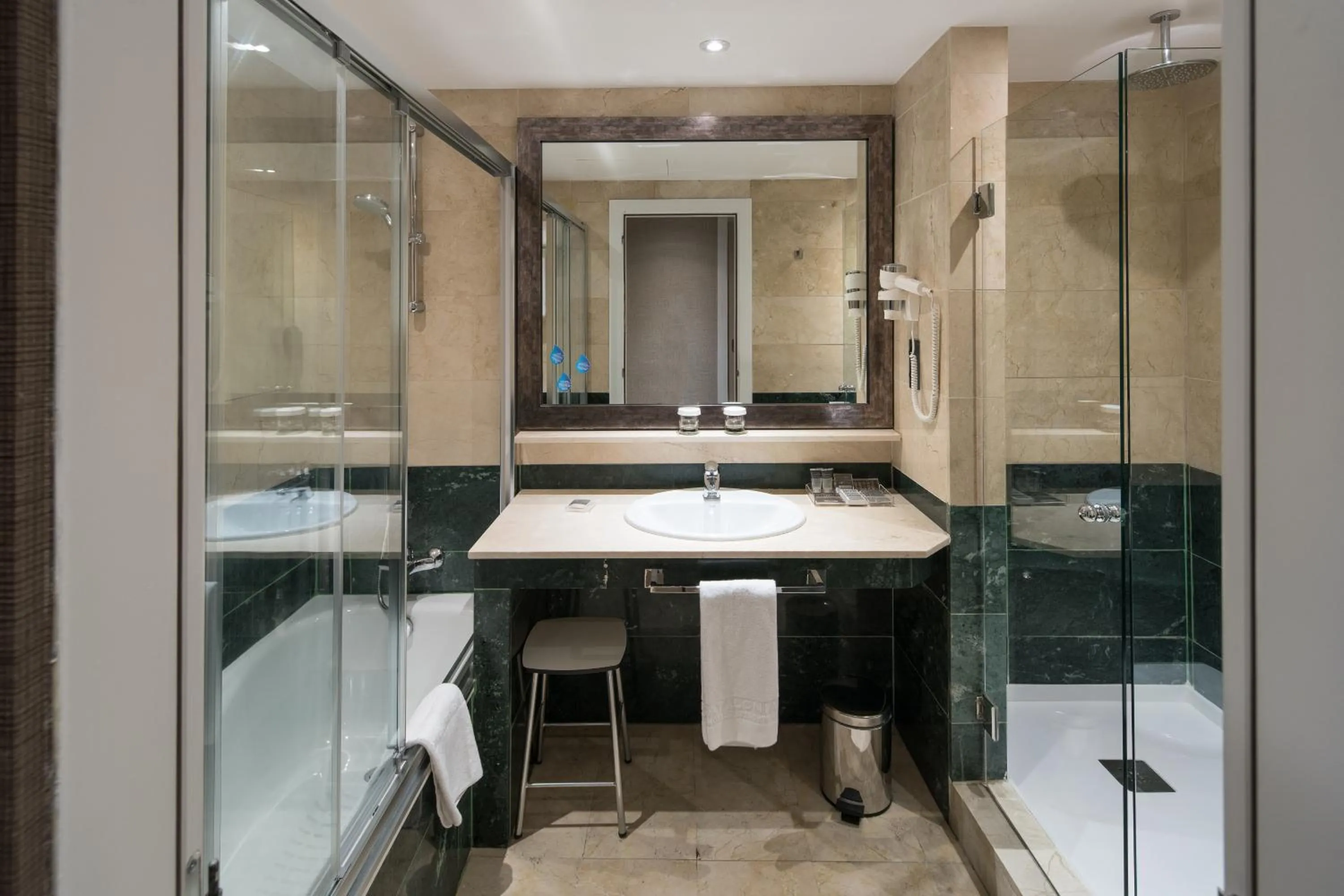 Bathroom in Catalonia Born