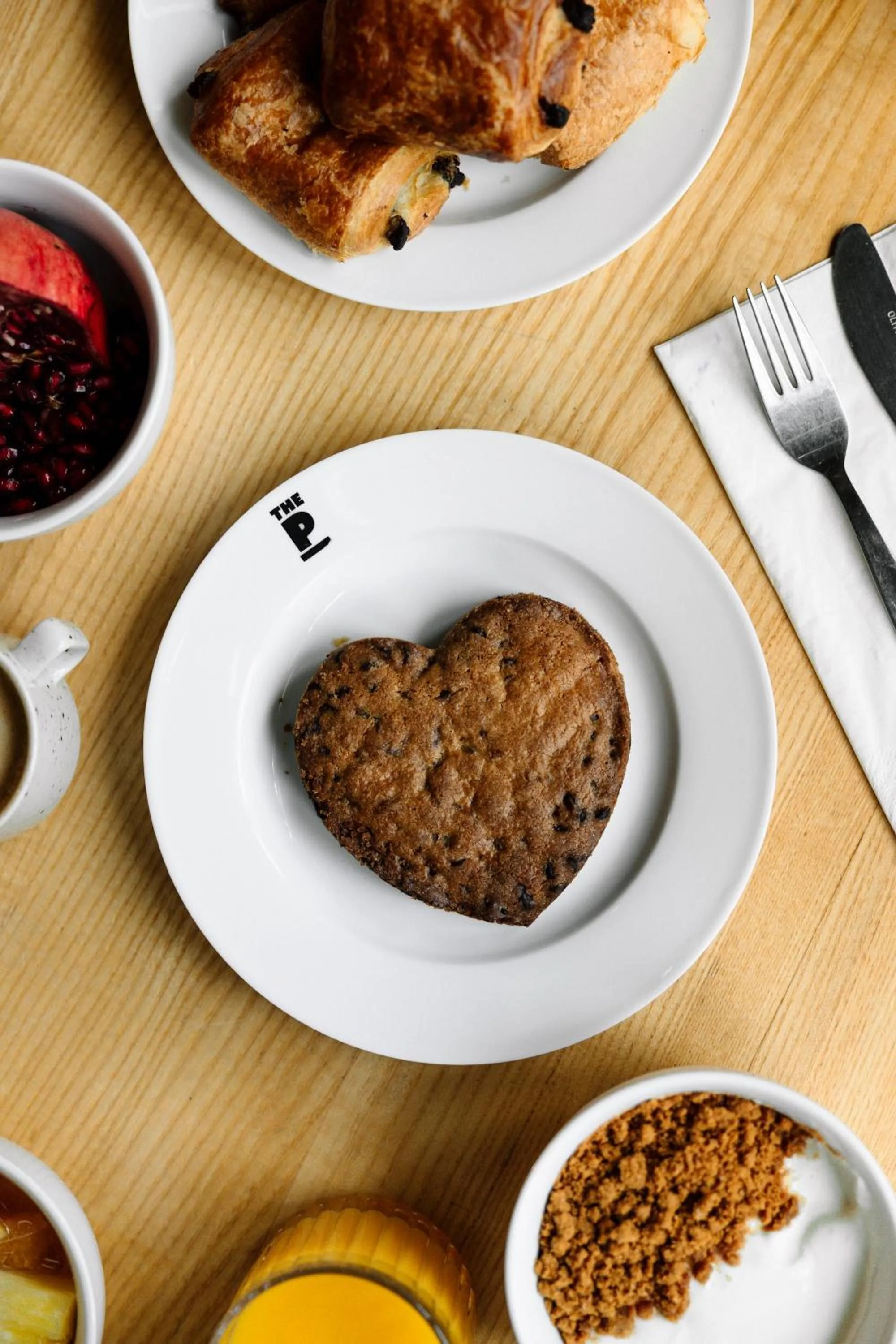 Food and drinks in The People Lyon