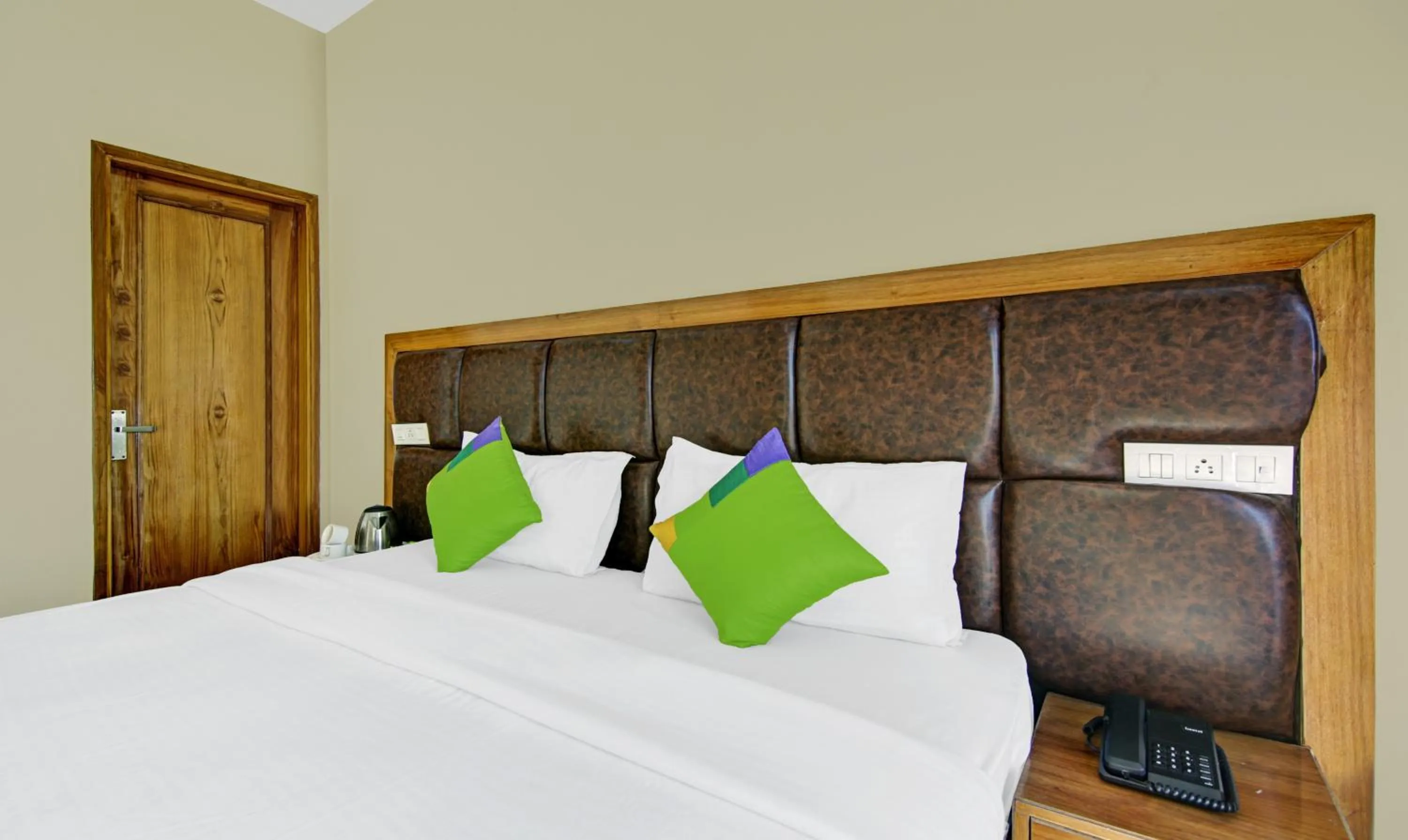 Bed in Hotel Royal Salute Near Bus Stand Zirakpur Chandigarh