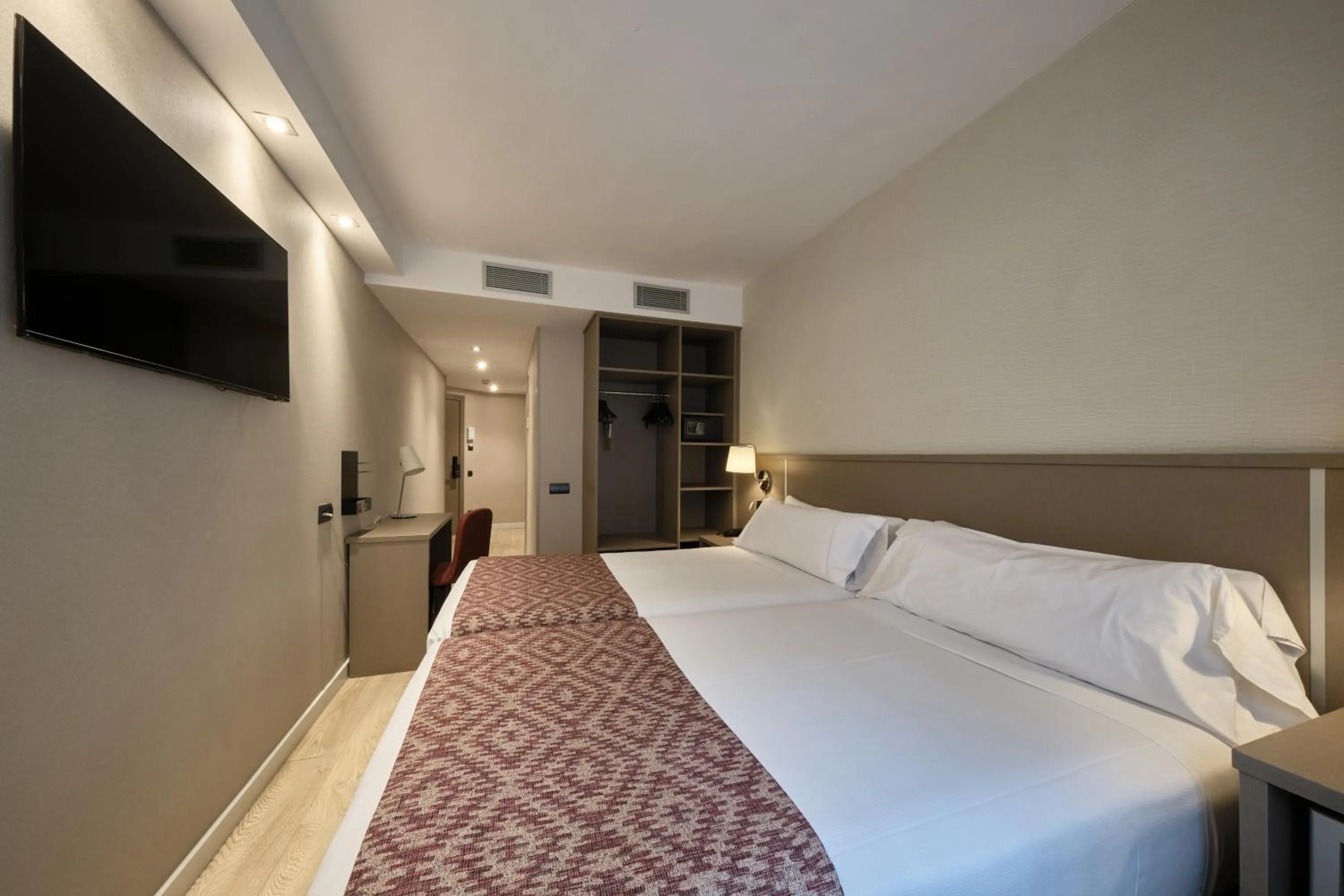 Bed in Catalonia Park Güell