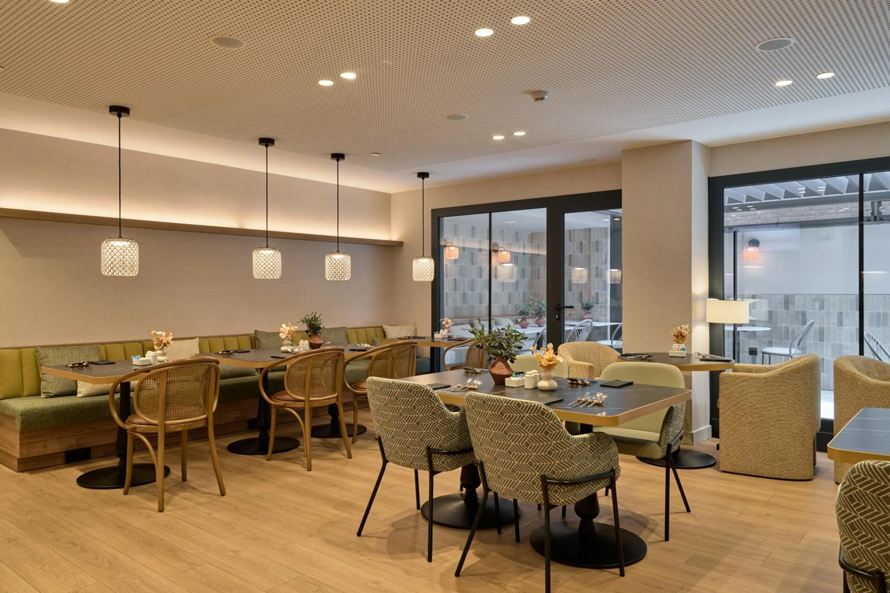 Restaurant/places to eat in Catalonia Mikado