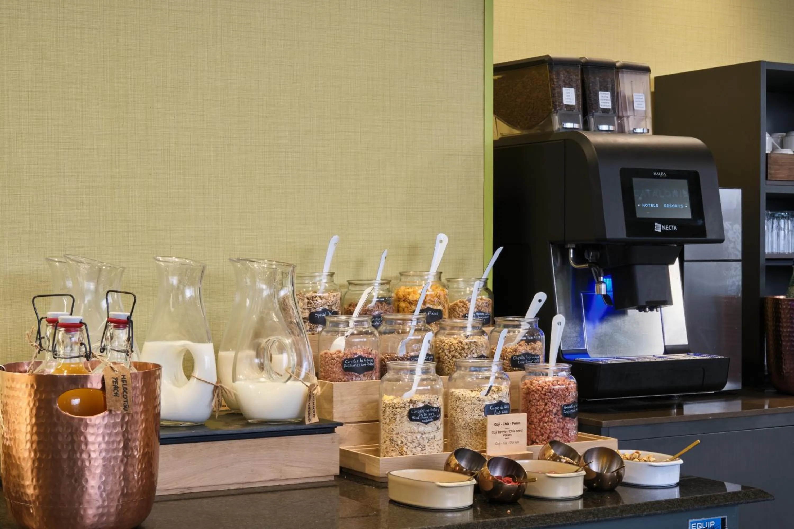 Coffee/tea facilities in Catalonia Park Putxet
