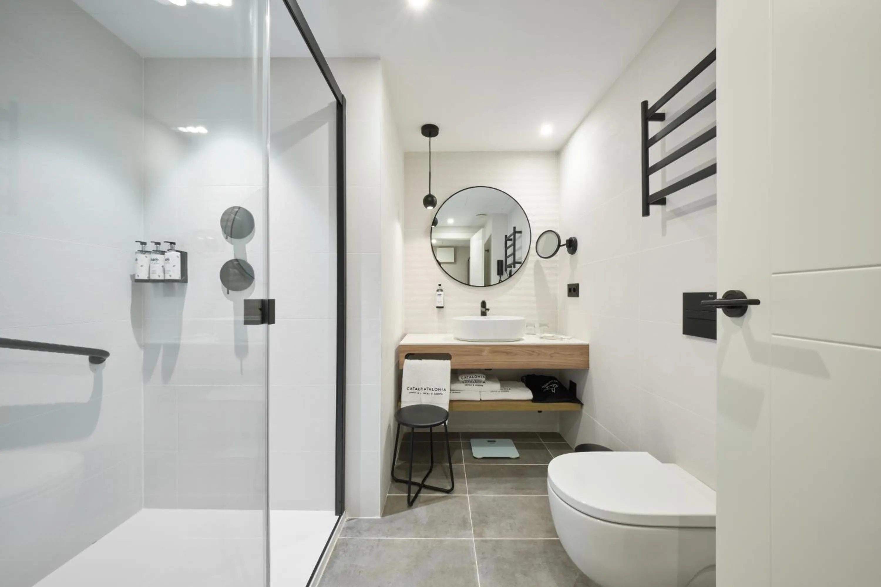 Shower in Catalonia Park Putxet