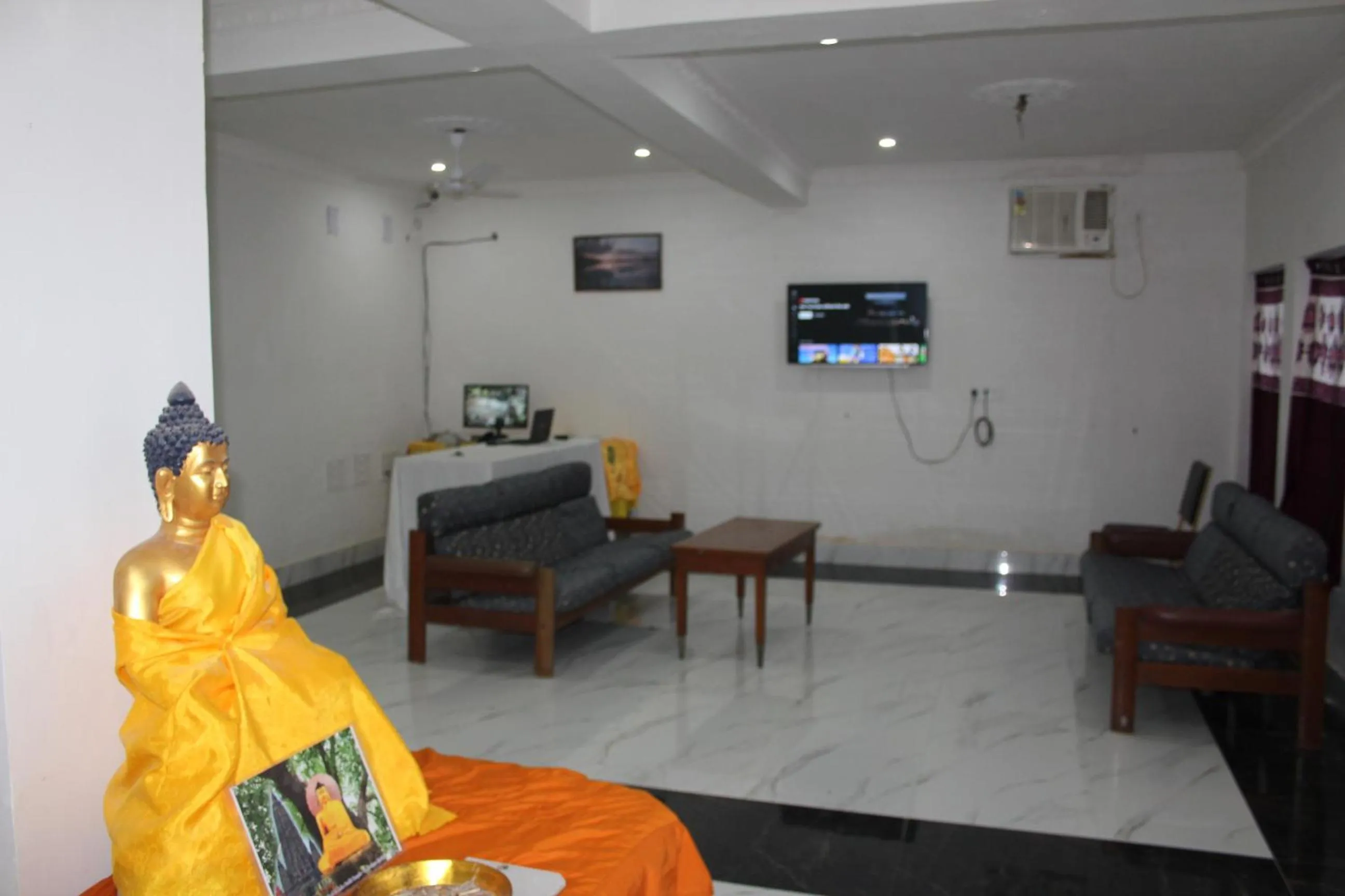 HOTEL BODHGAYA INN