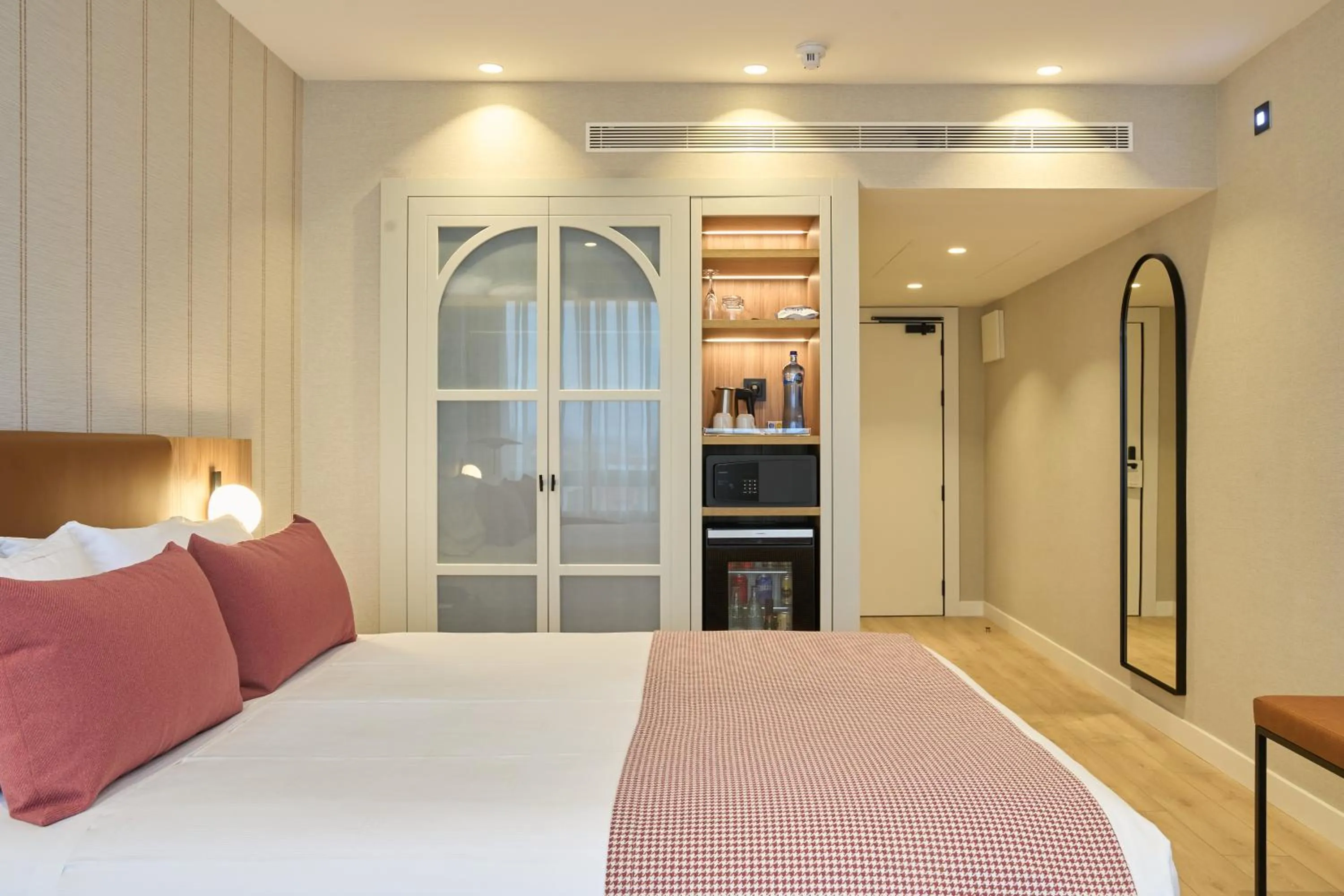 Bed in Catalonia Barcelona 505