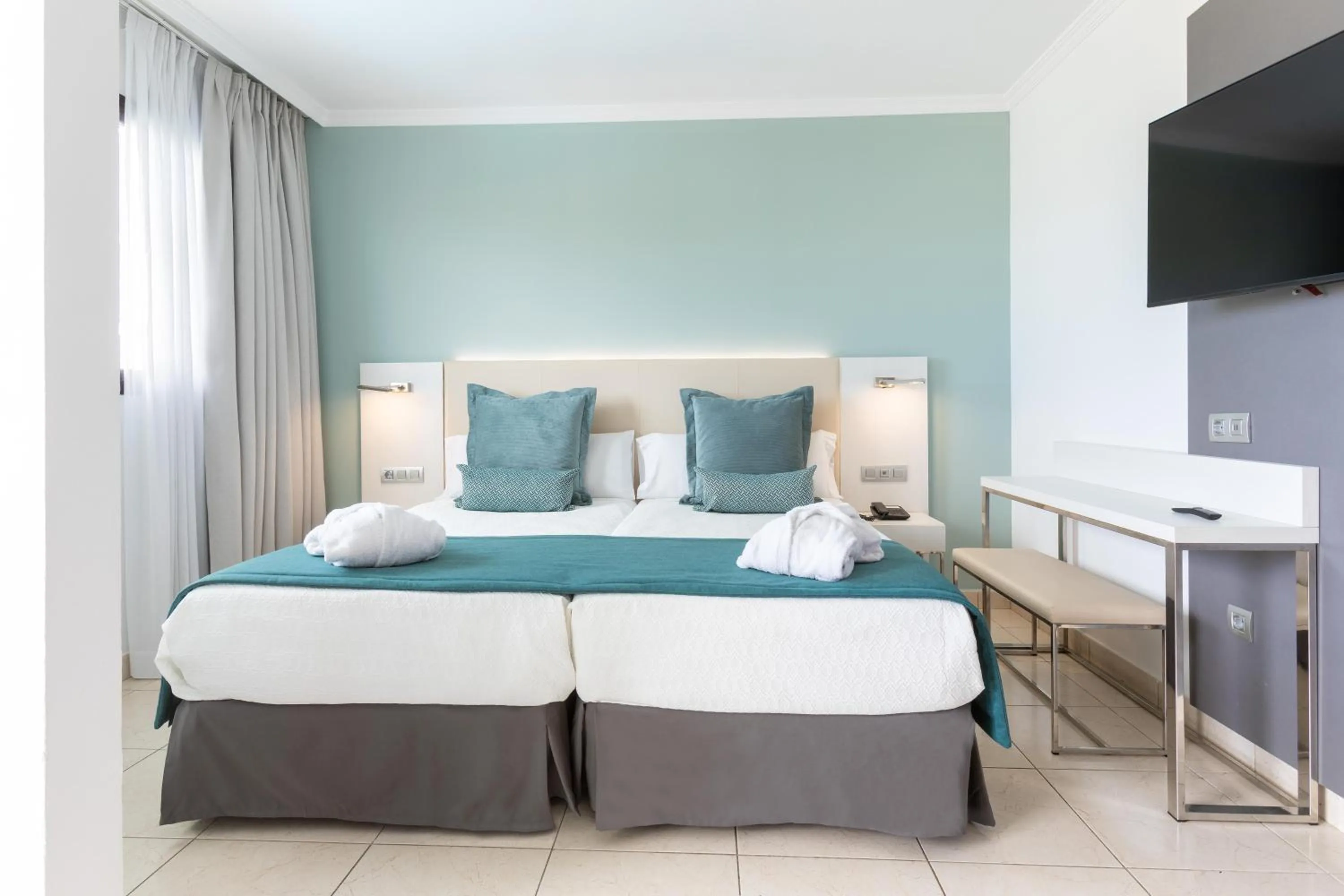 Photo of the whole room, Bed in Alexandre La Siesta