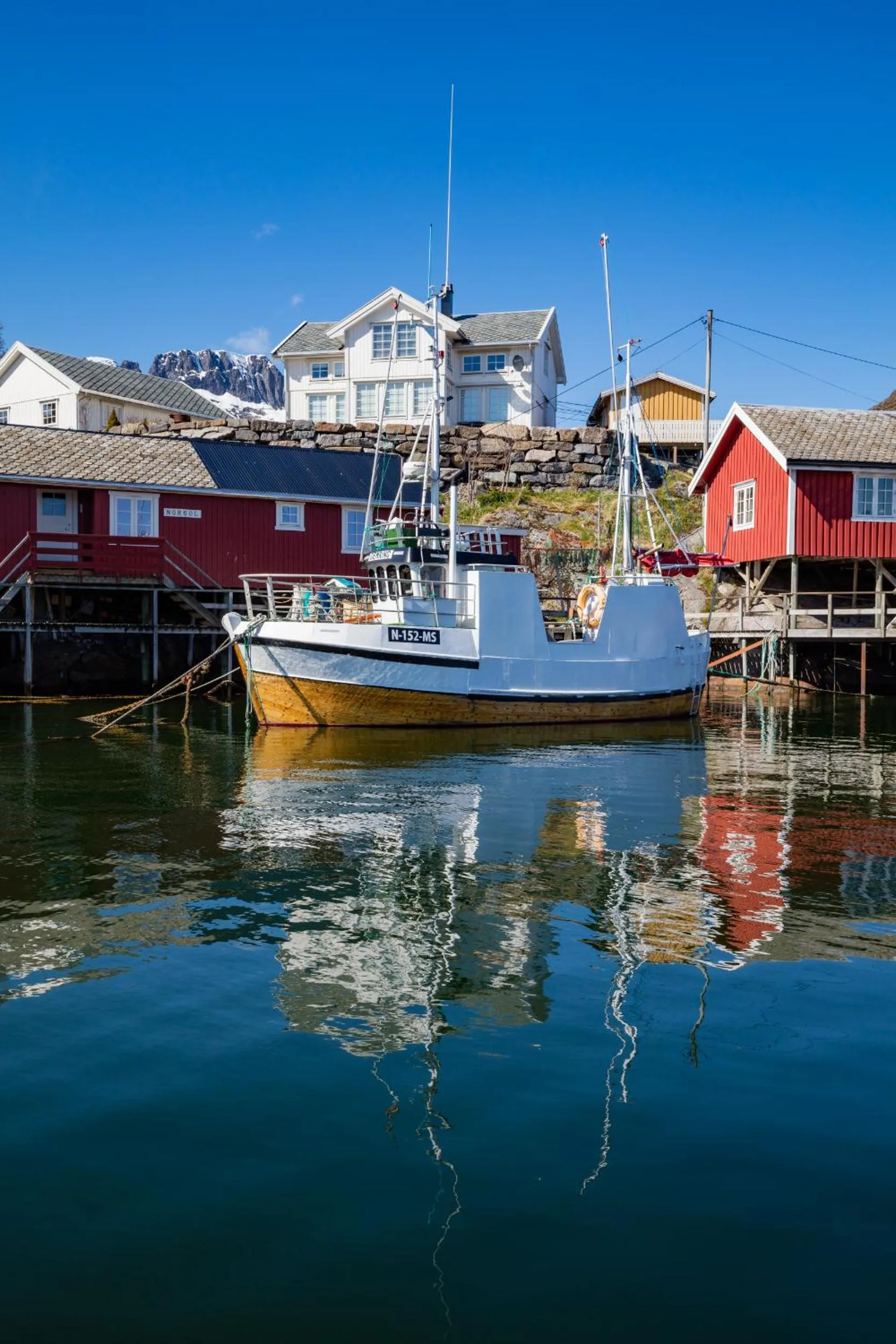 Patio in The Tide - Rorbuer