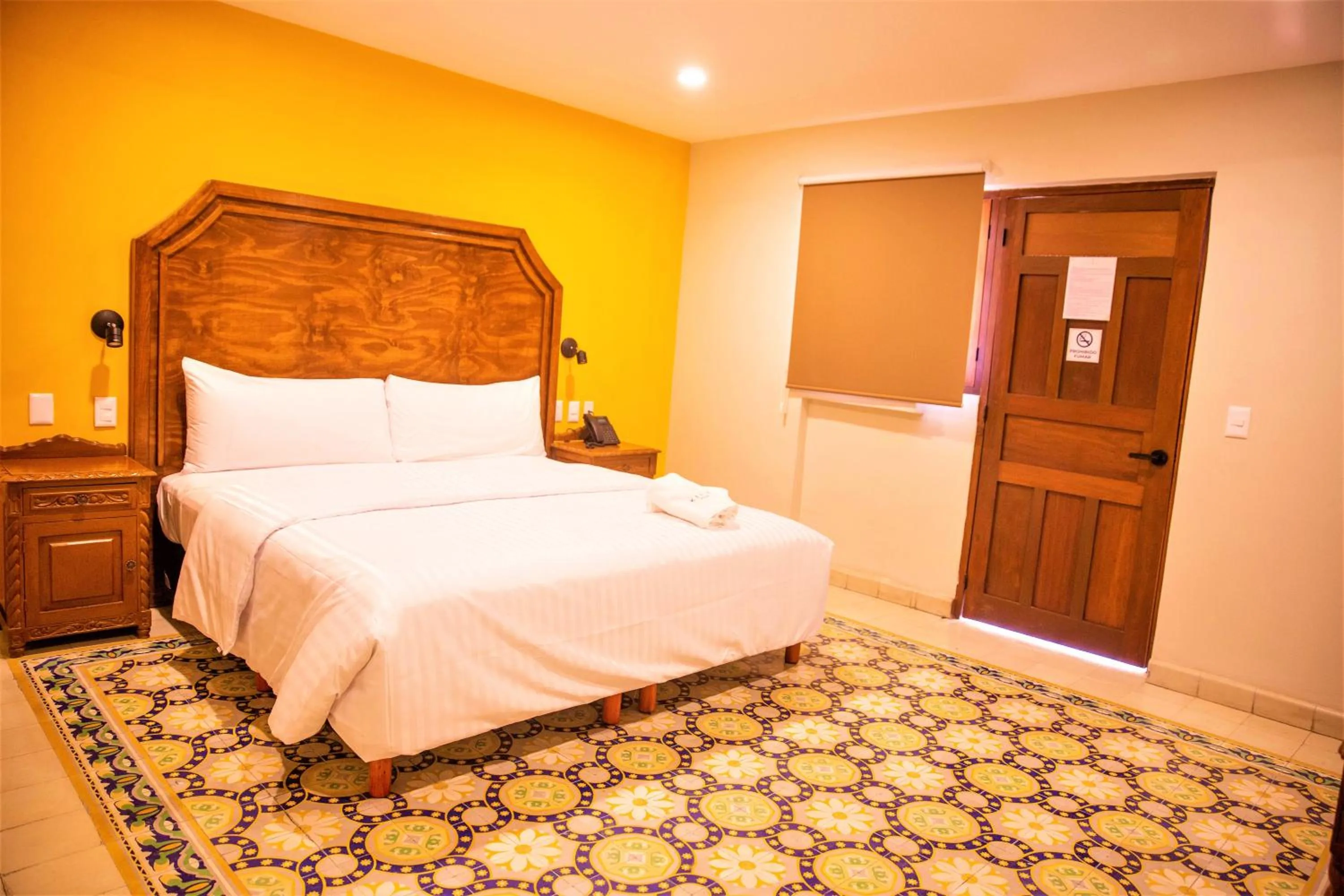 Photo of the whole room, Bed in Hotel Real Toledo by Kavia