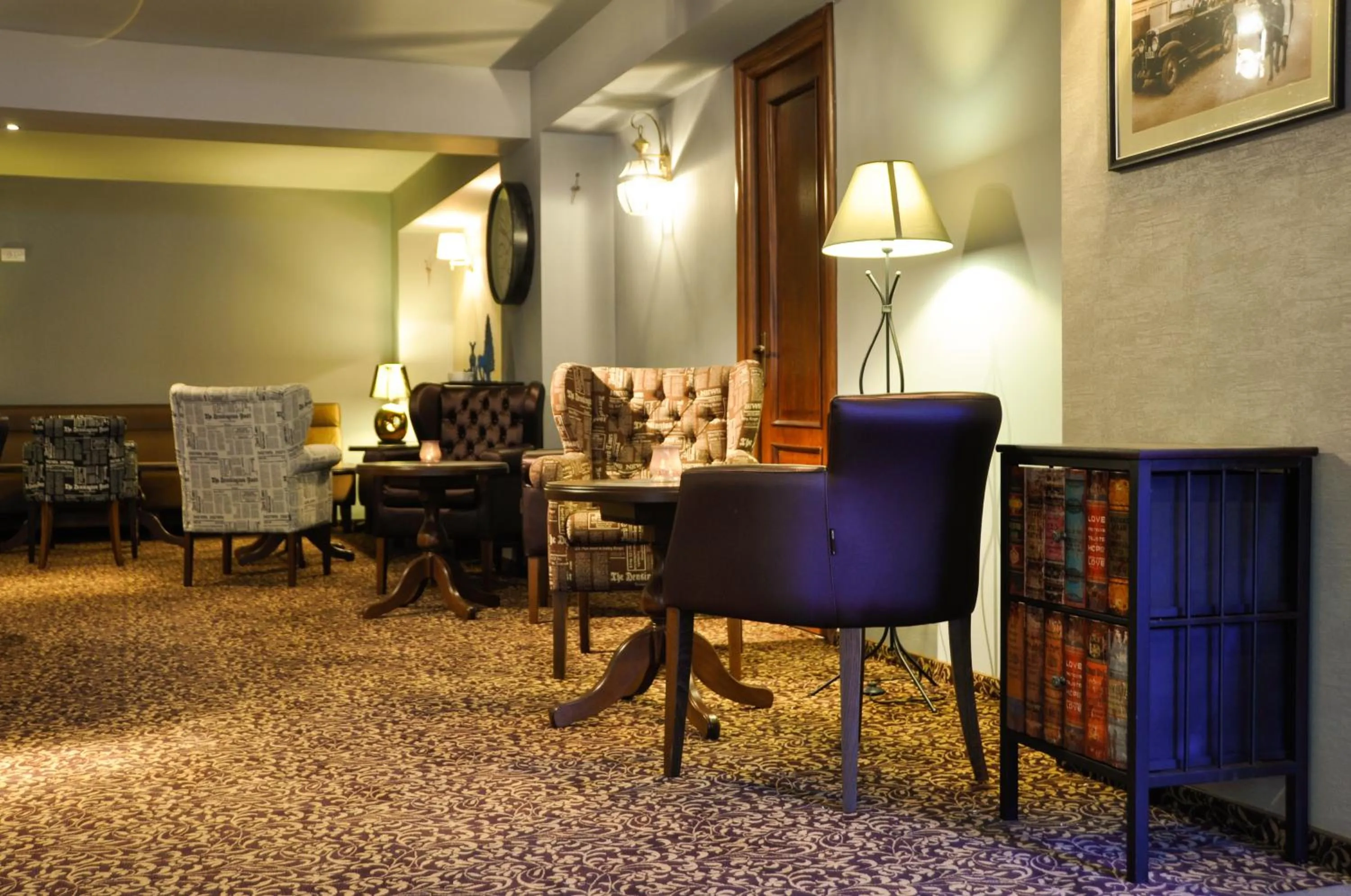 Lounge or bar in Paj Hotelul Retreat & Spa