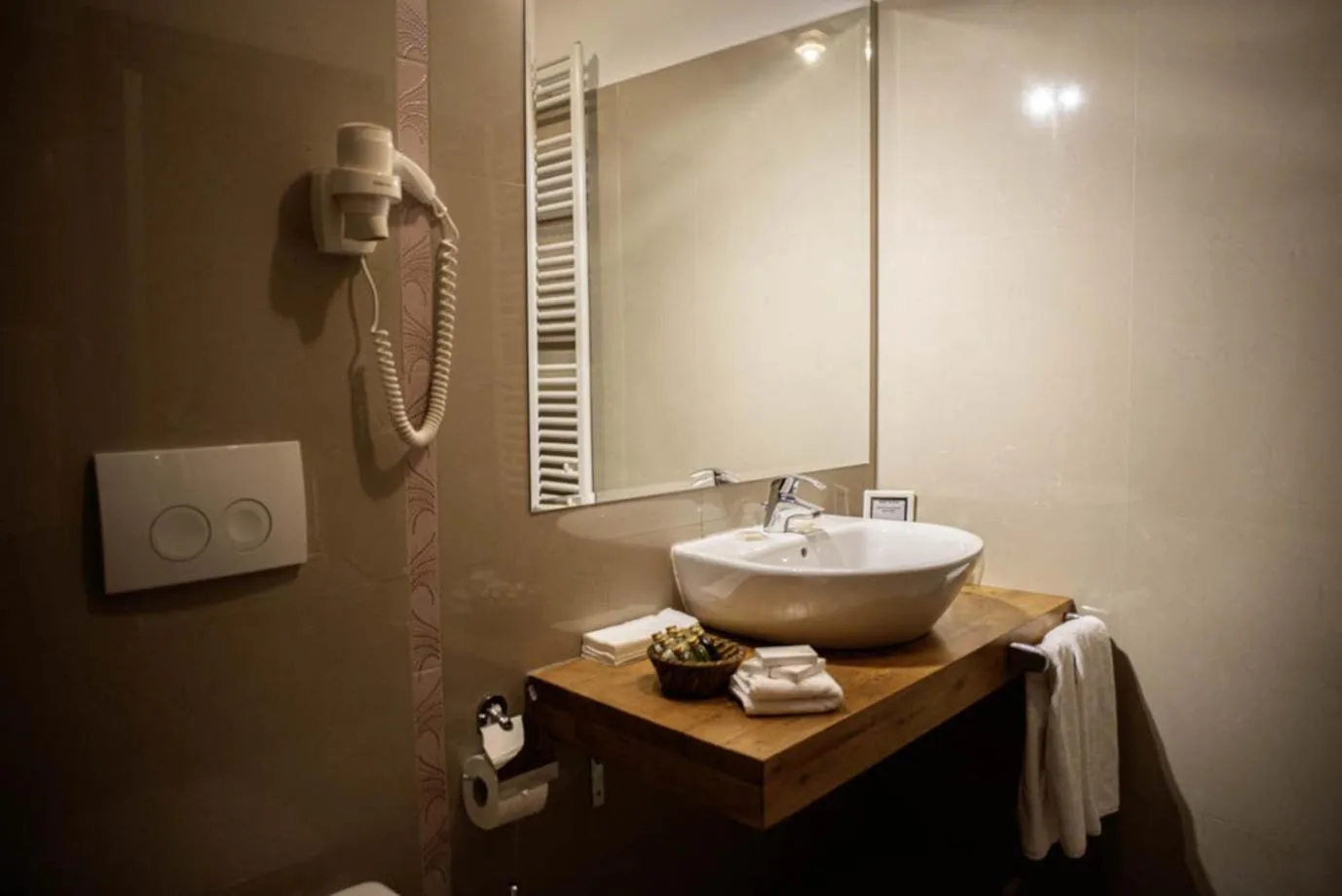 Bathroom in Paj Hotelul Retreat & Spa