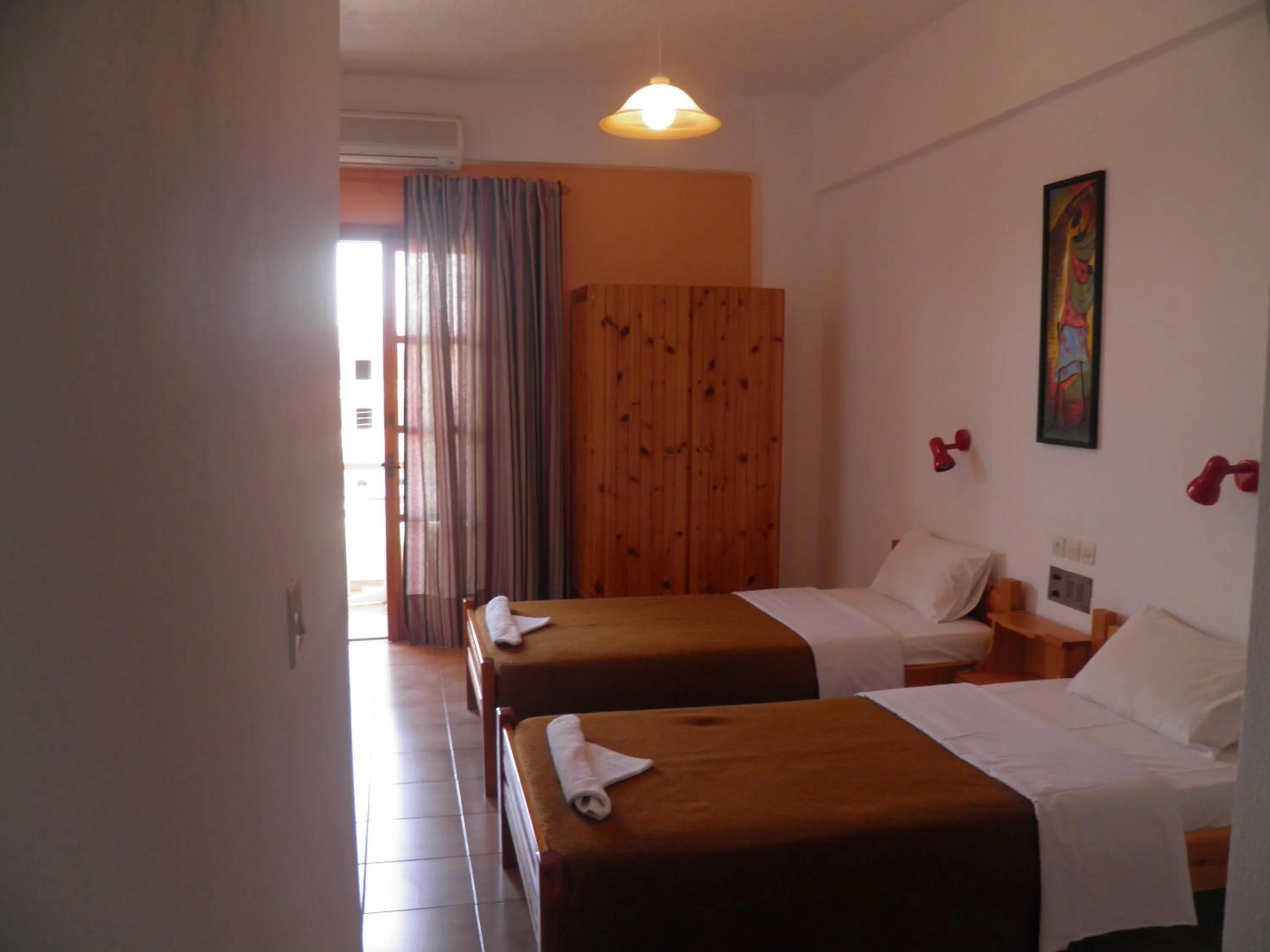 Bed in Galaxias Studios