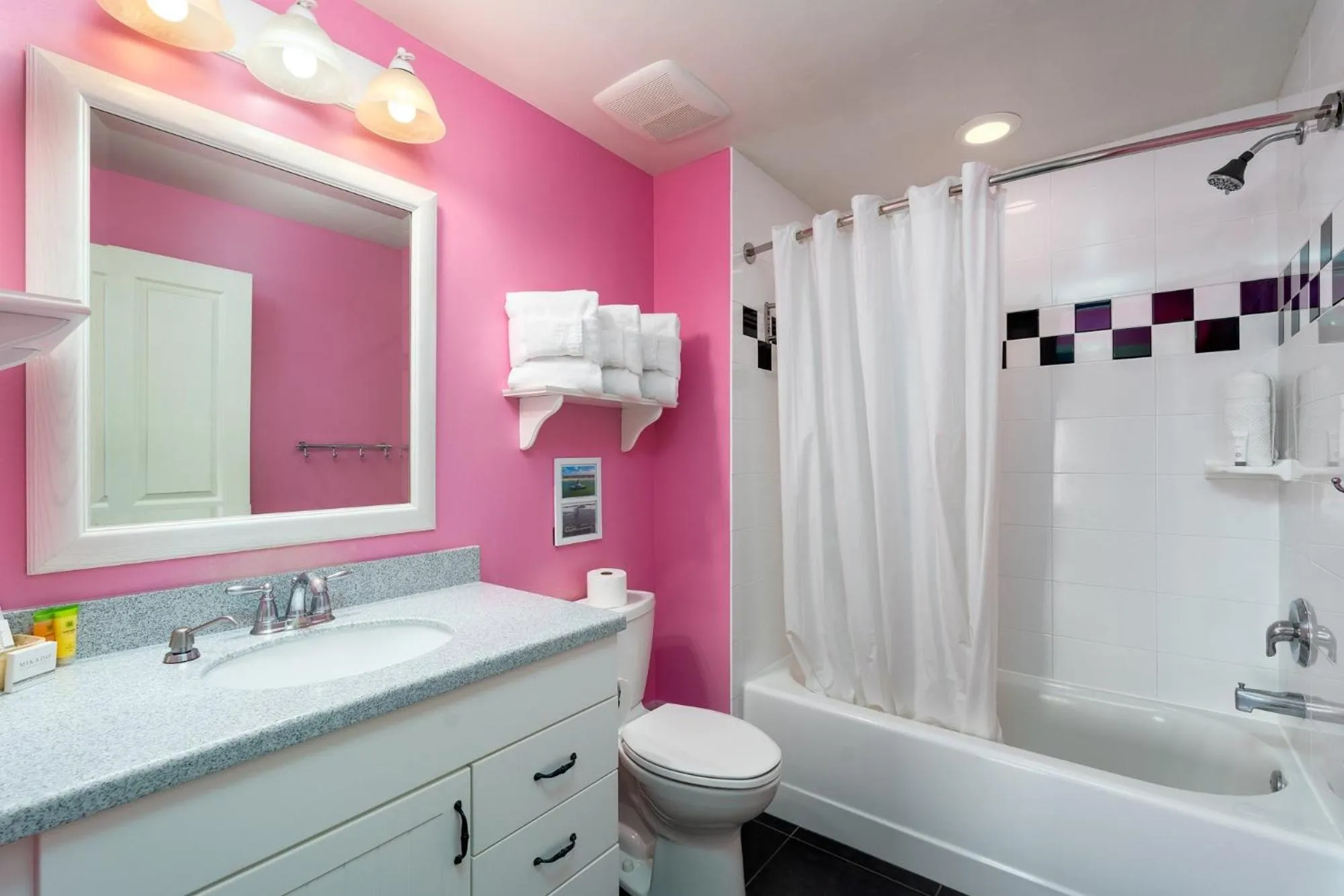 Harbour House at the Inn 204