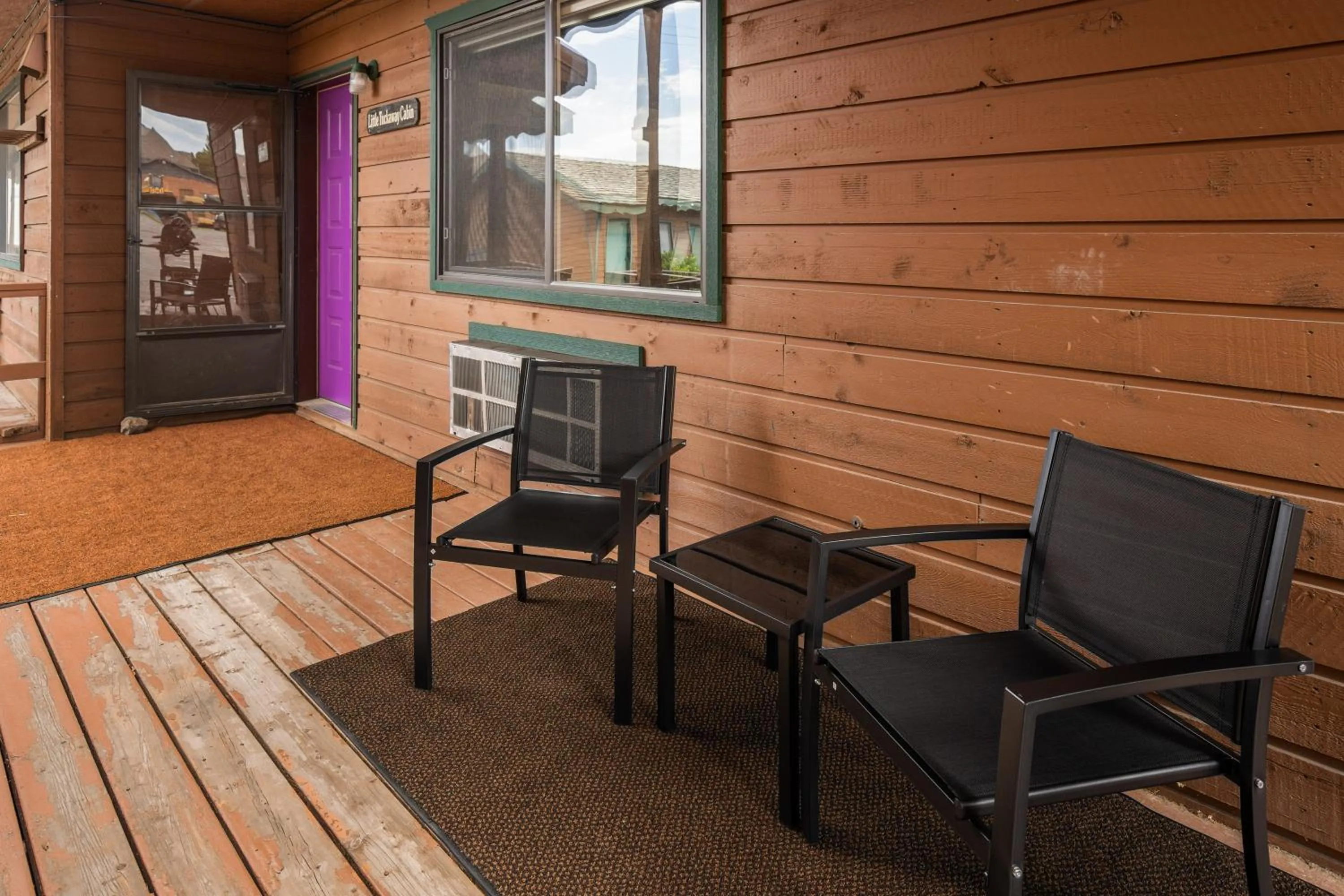 Seating area in Little Tuckaway