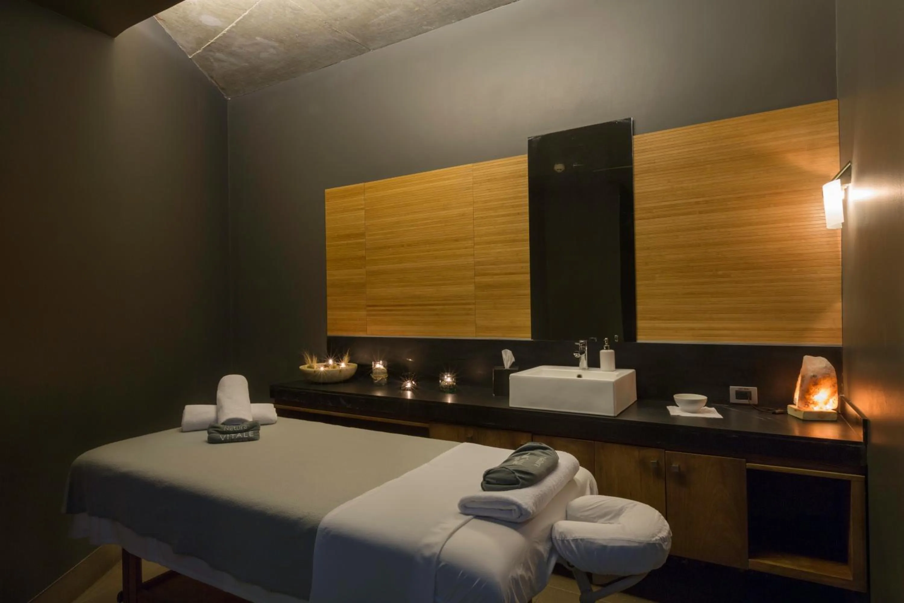 Massage in Enjoy Santiago