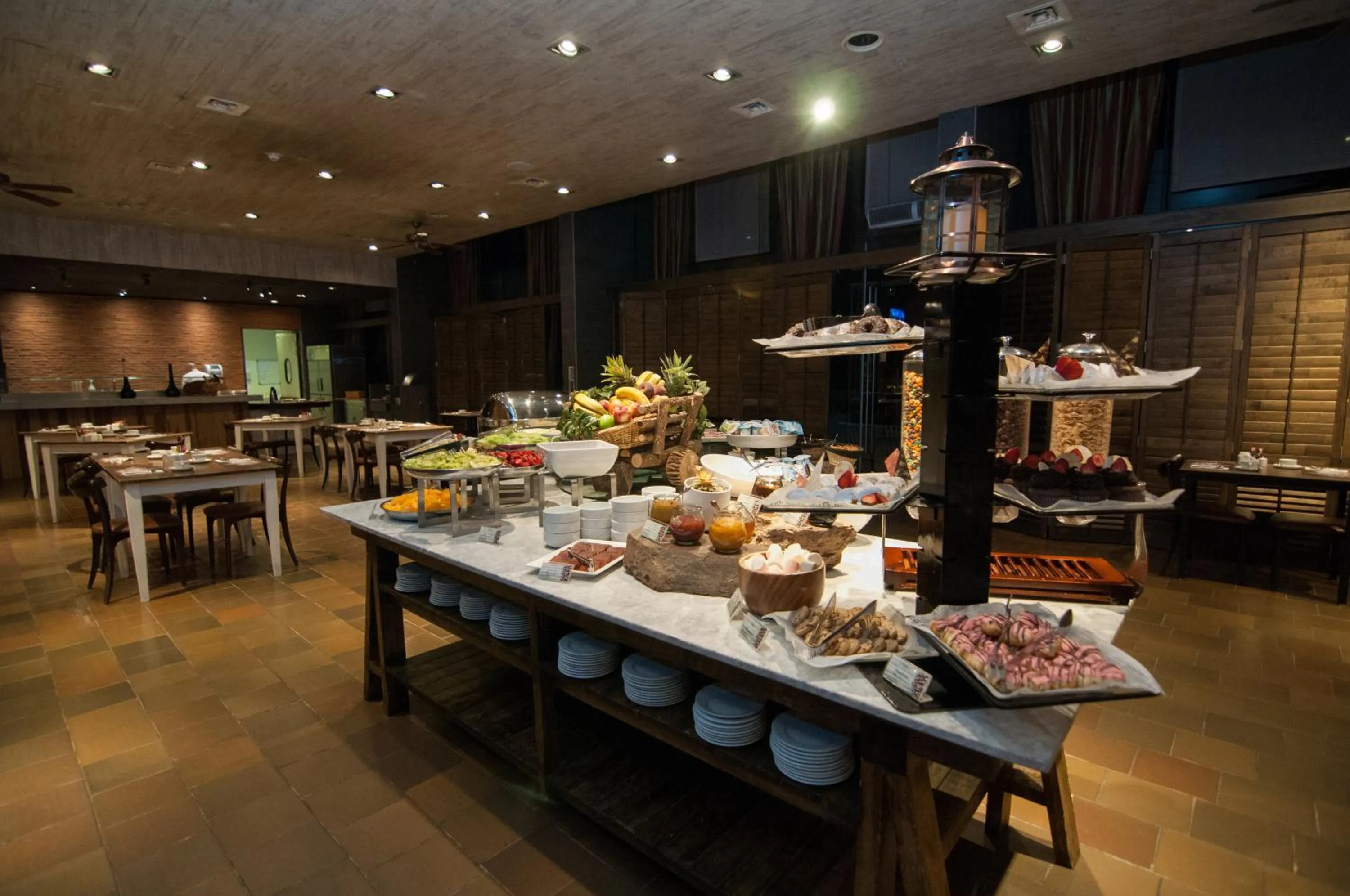 Buffet breakfast in Enjoy Santiago