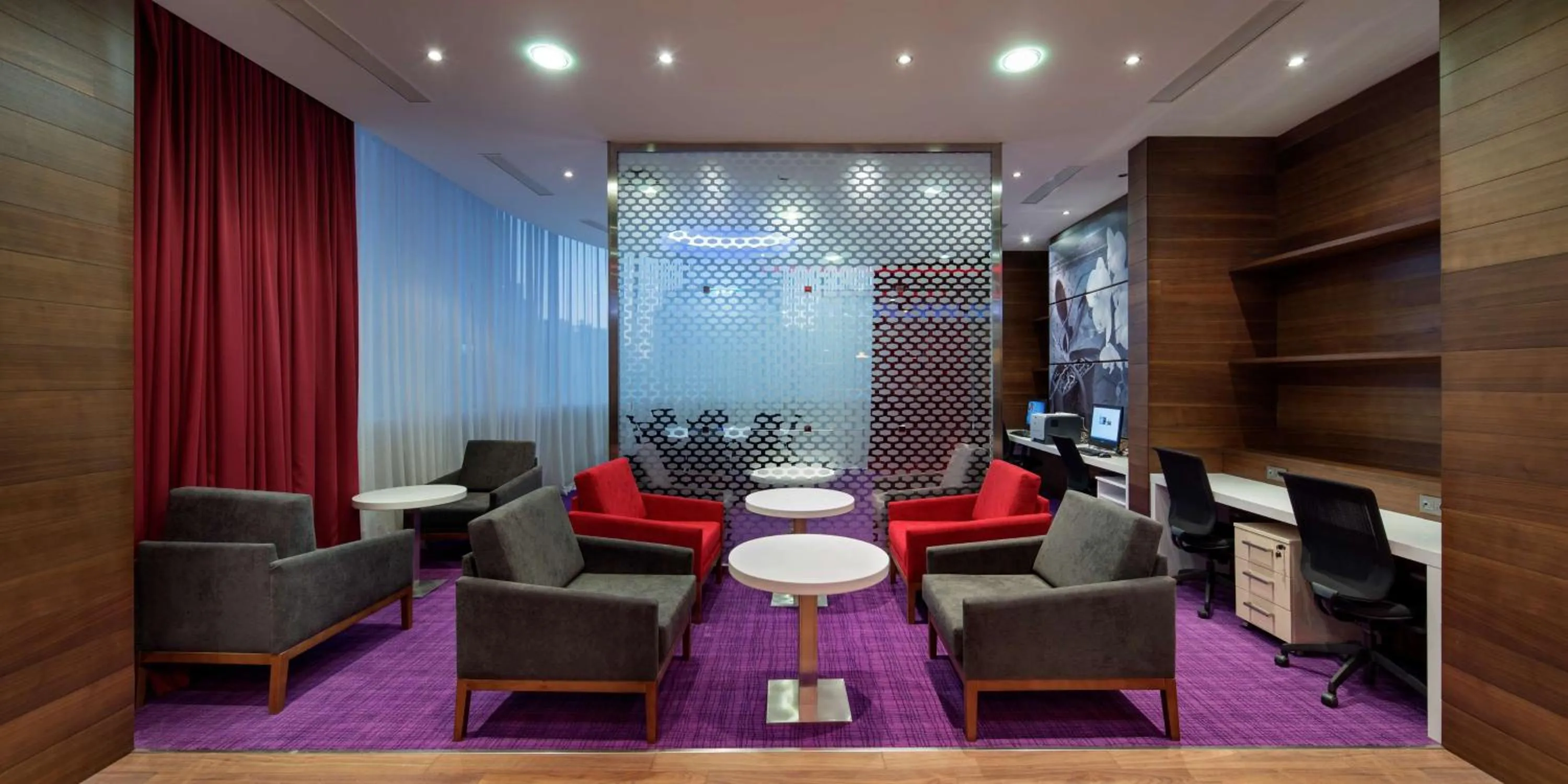 Business facilities in Hampton by Hilton Istanbul Kayasehir