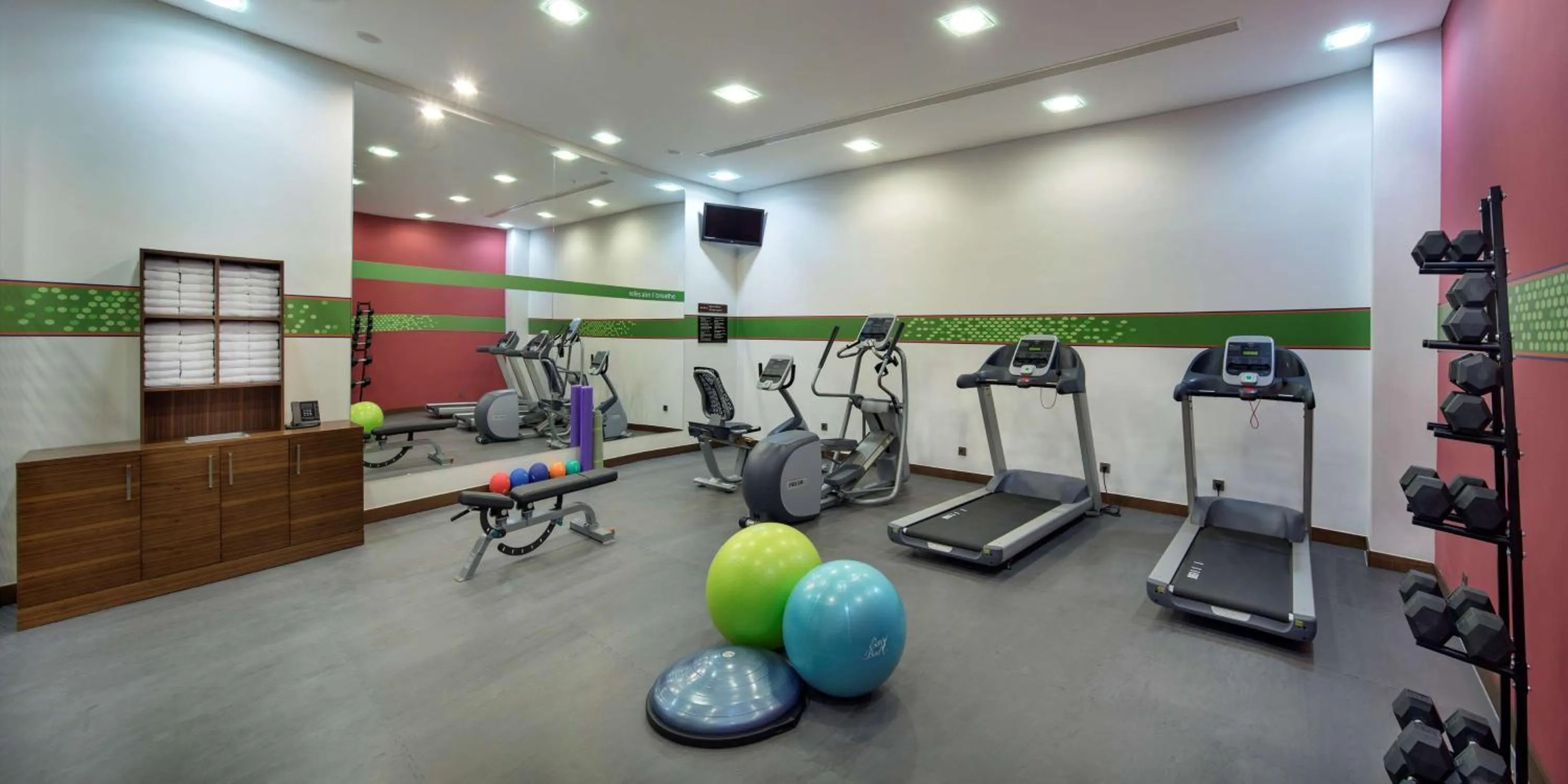Fitness centre/facilities in Hampton by Hilton Istanbul Kayasehir