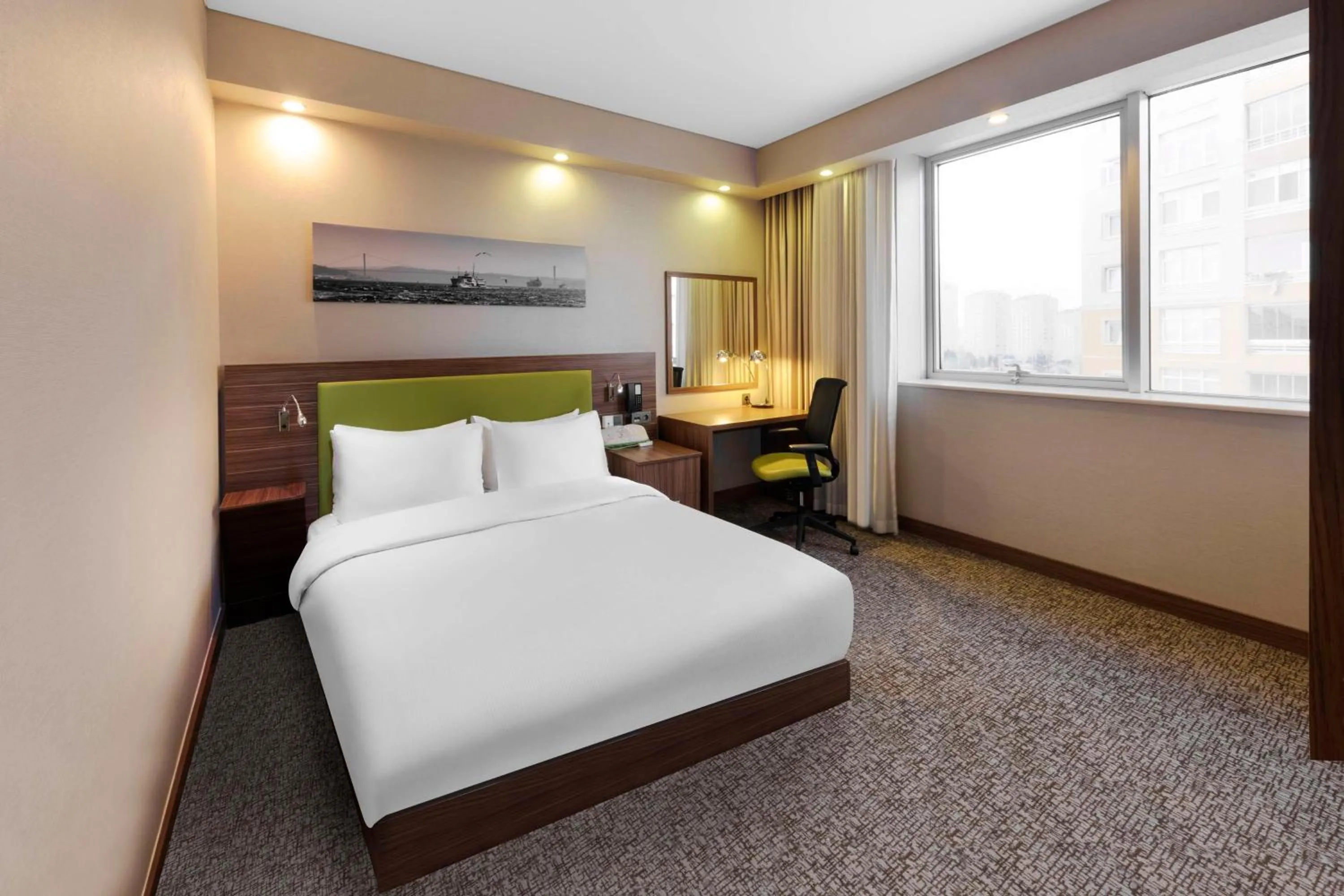 Bedroom, Bed in Hampton by Hilton Istanbul Kayasehir