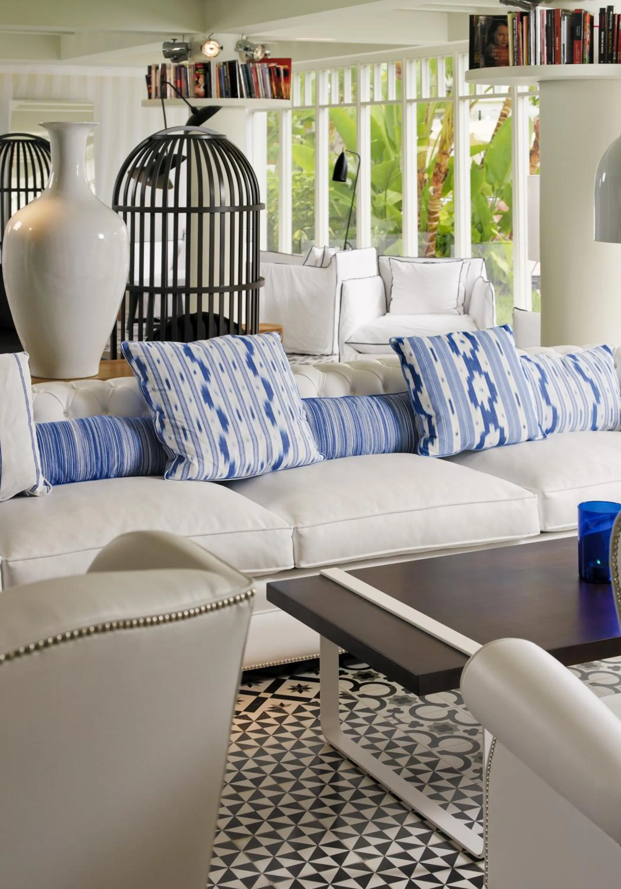 Lounge or bar in Boutique Hotel H10 Big Sur - Adults Only