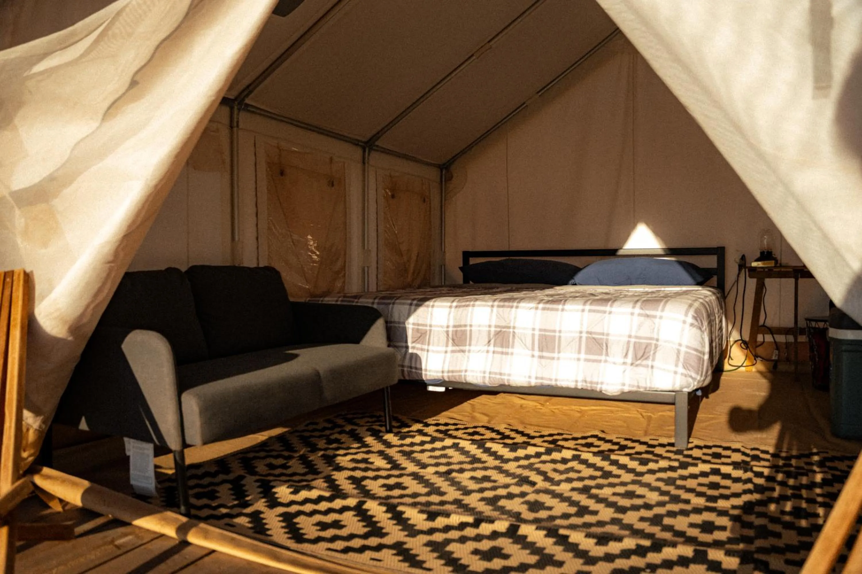 Bedroom, Bed in Desert Sage Retreat
