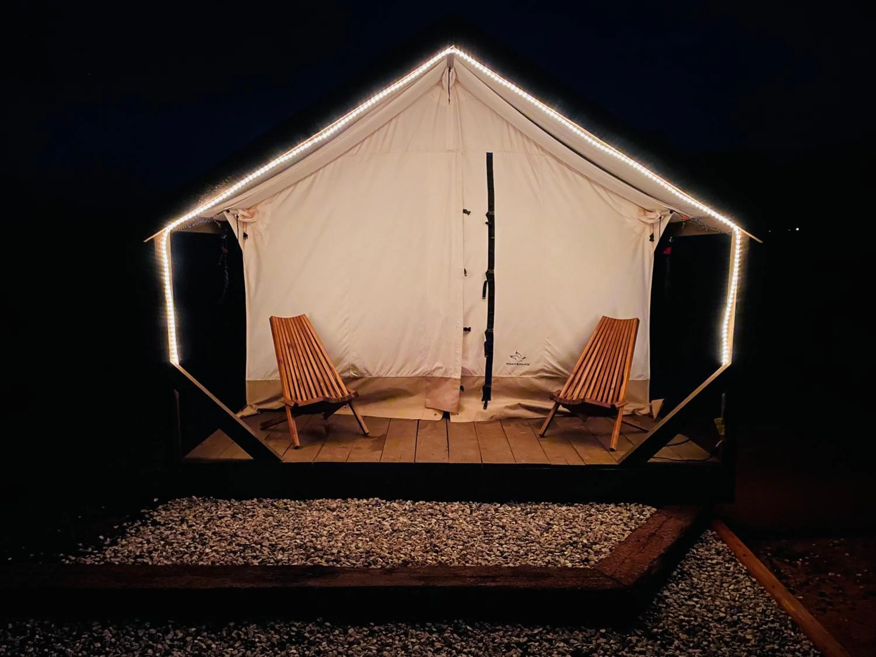 Patio in Desert Sage Retreat