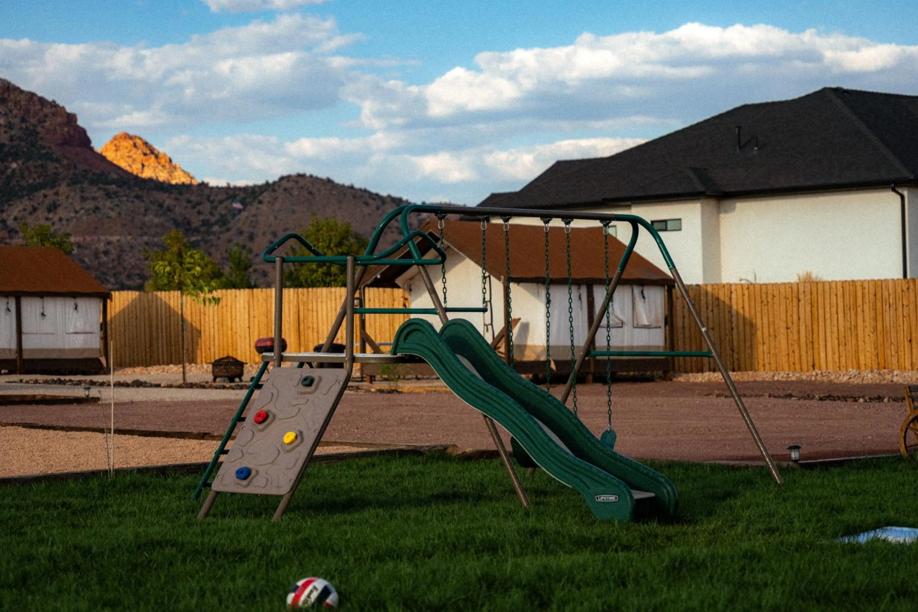 Natural landscape in Desert Sage Retreat