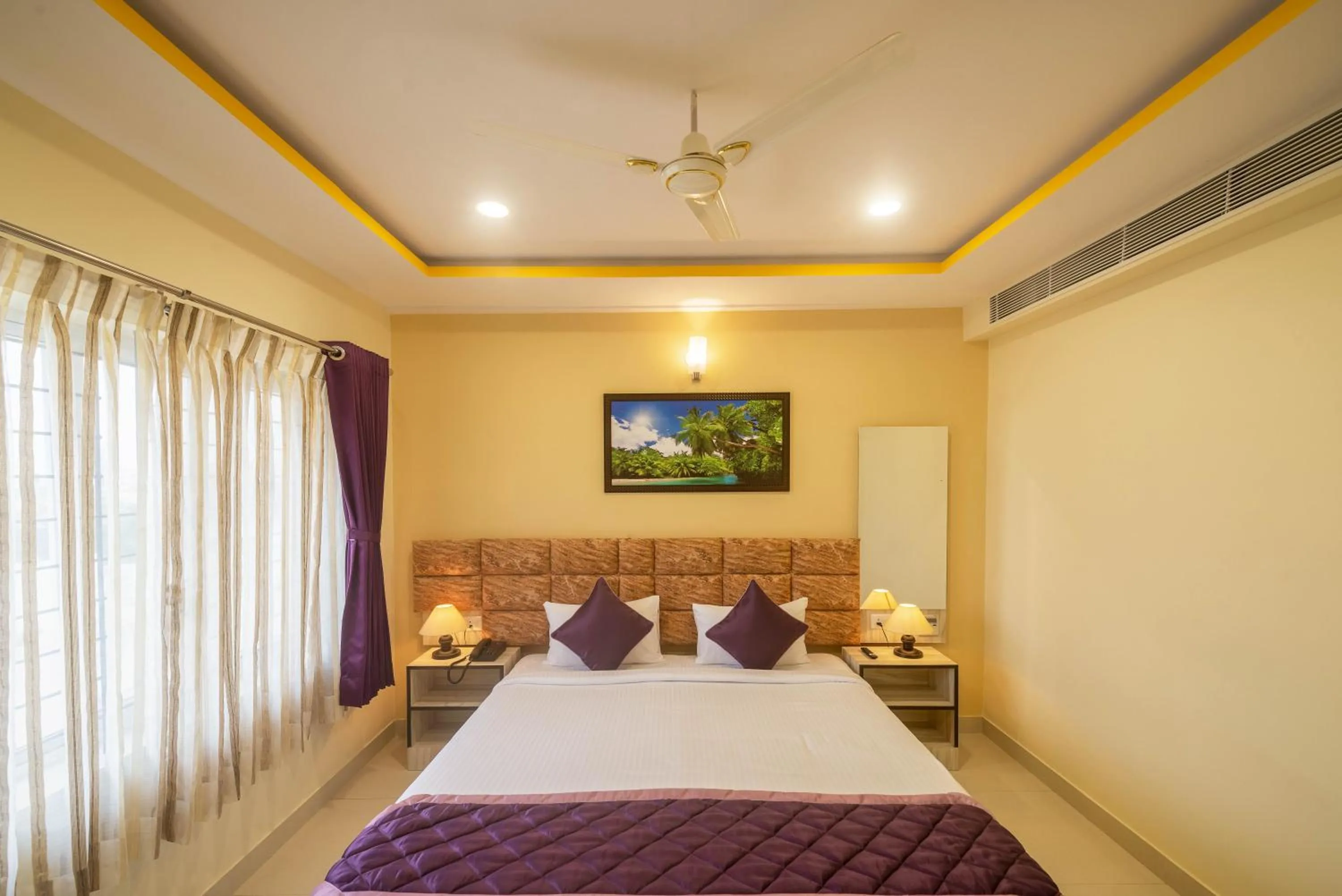 Bed in Zenith Hotels Hebbal Bangalore