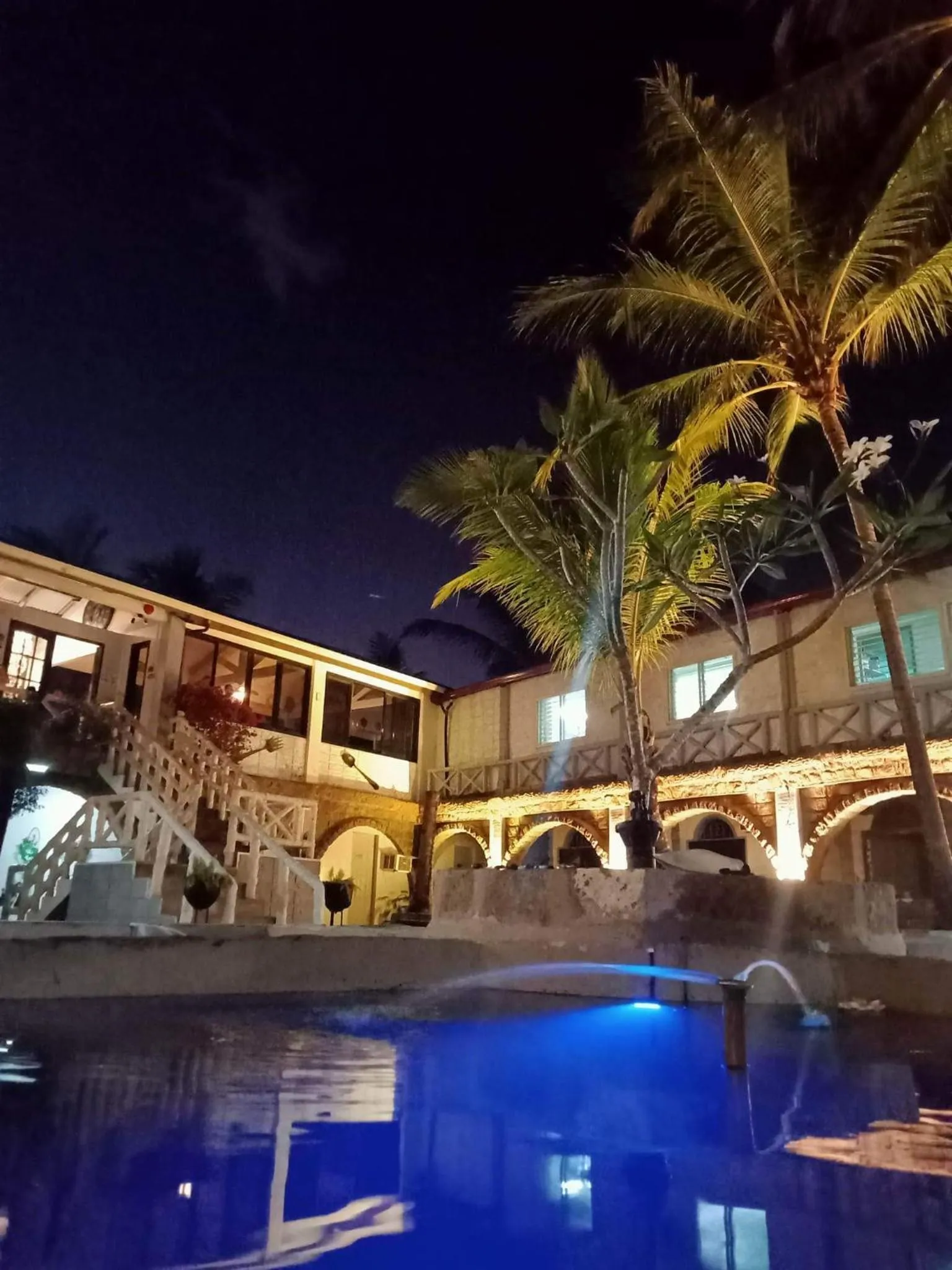 Sunbloom Beachfront Hotel and Restaurant Zambales