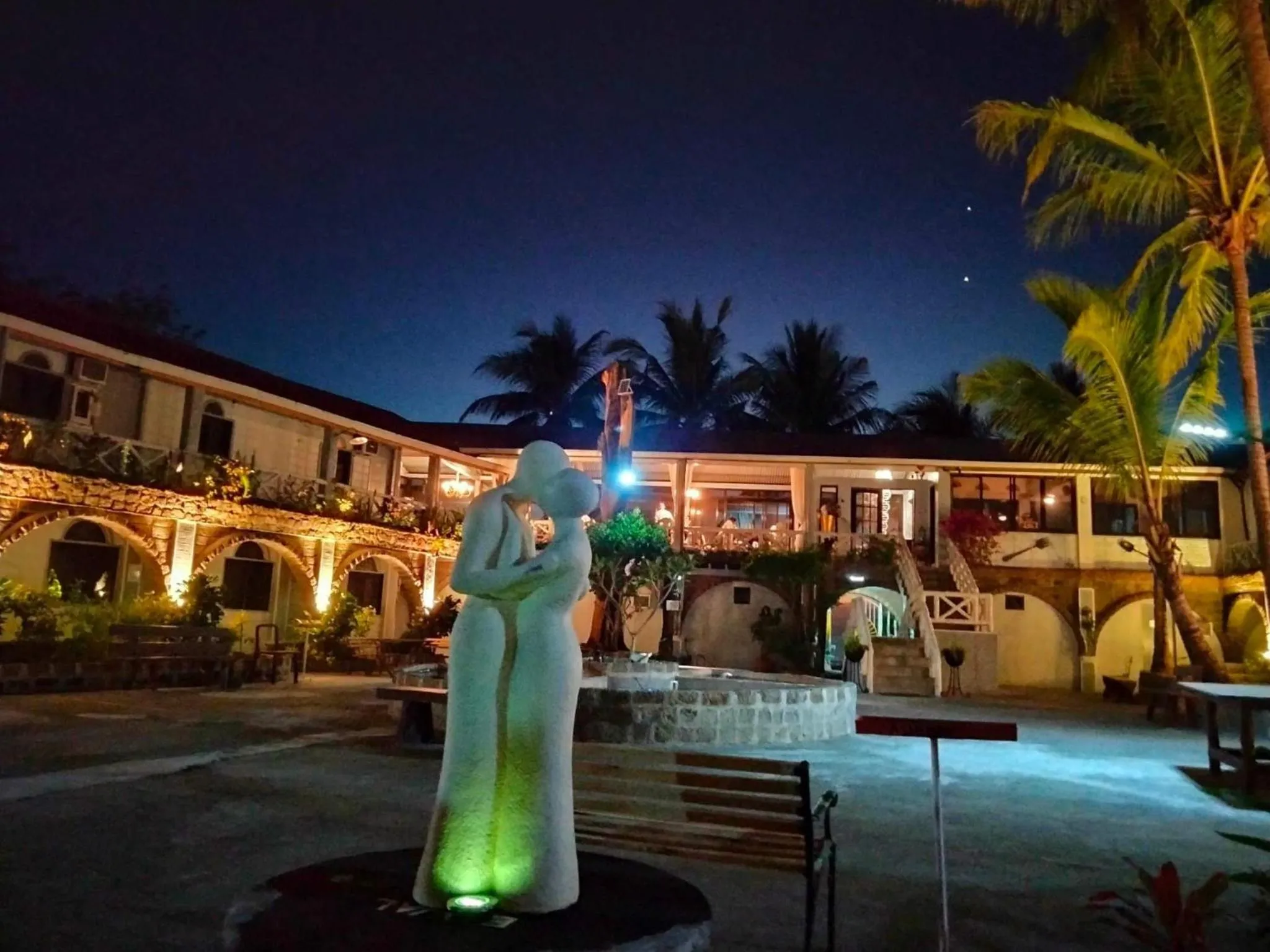 Sunbloom Beachfront Hotel and Restaurant Zambales