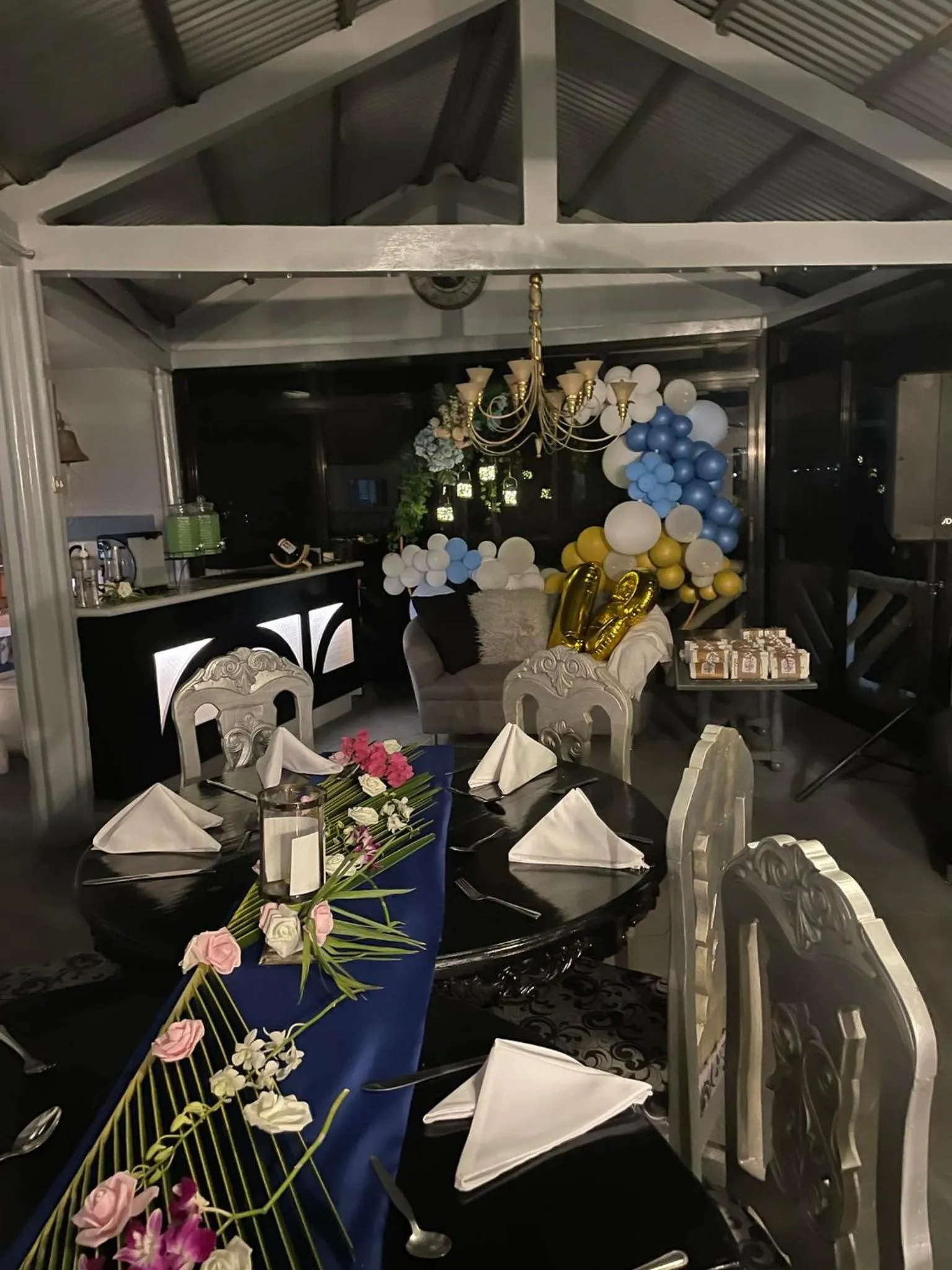 Sunbloom Beachfront Hotel and Restaurant Zambales