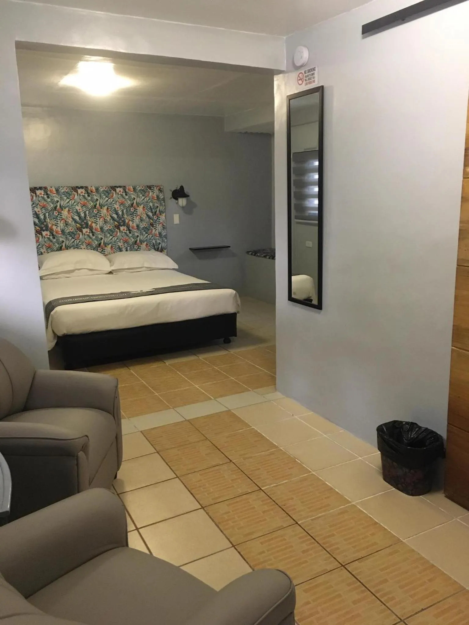 Bed in Sunbloom Beachfront Hotel and Restaurant Zambales