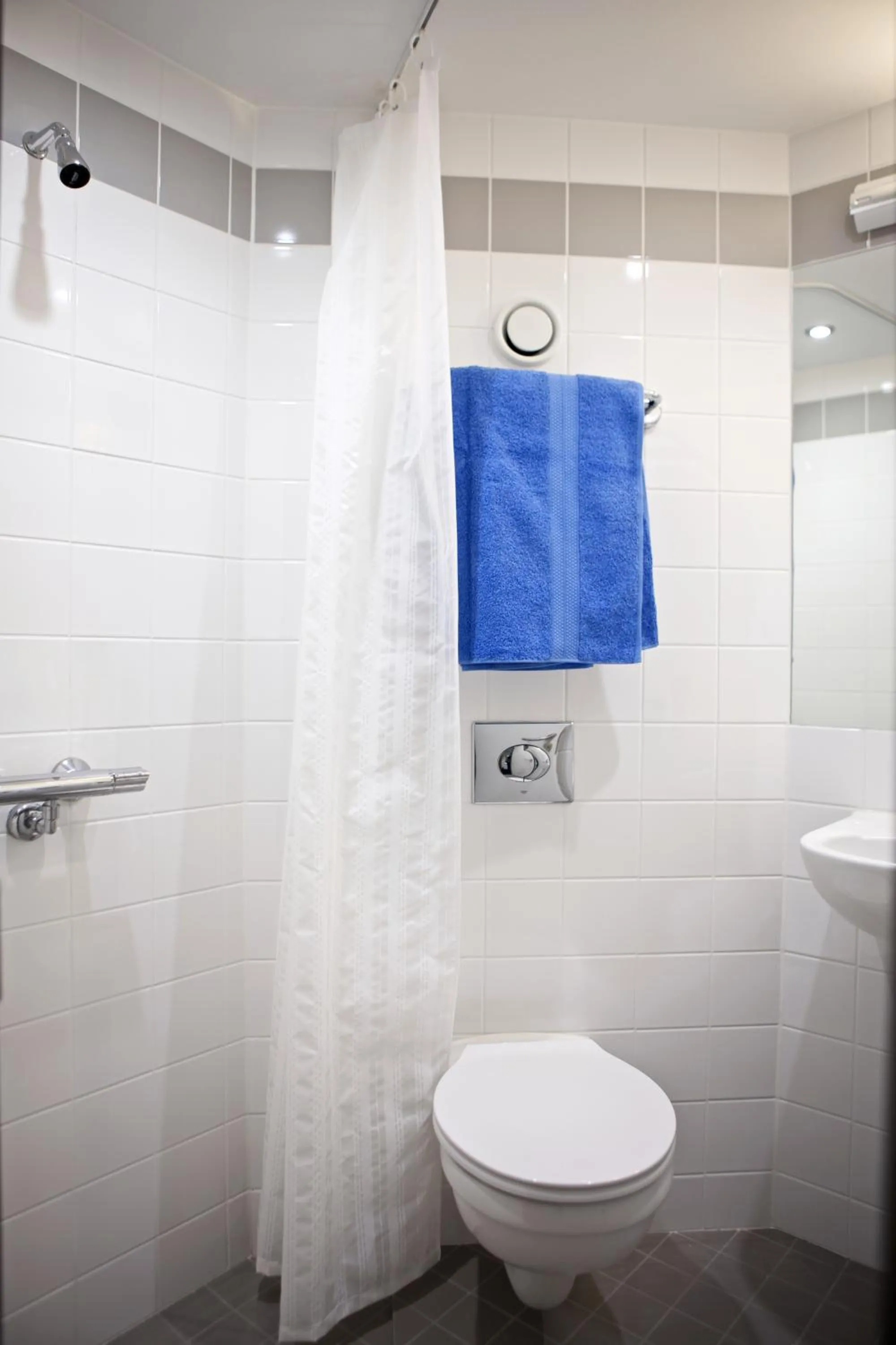 Shower in David Russell Apartments - Campus Accommodation