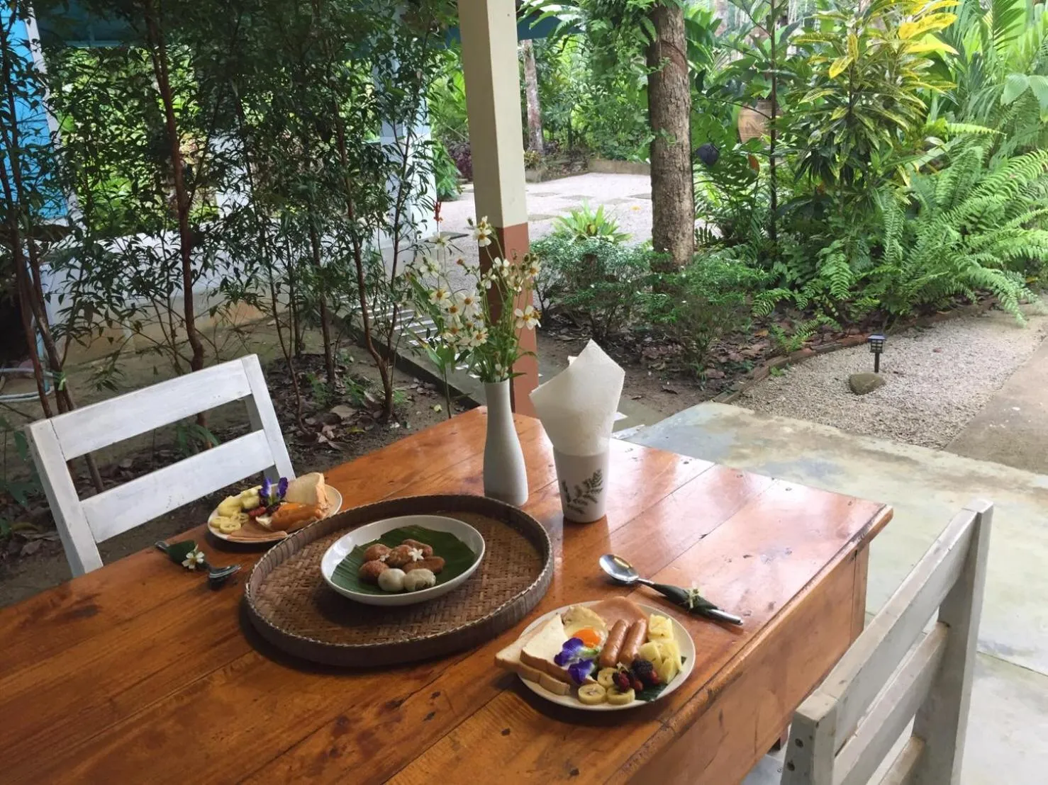 Dining area in Baansuan Suksangob Farm Stay