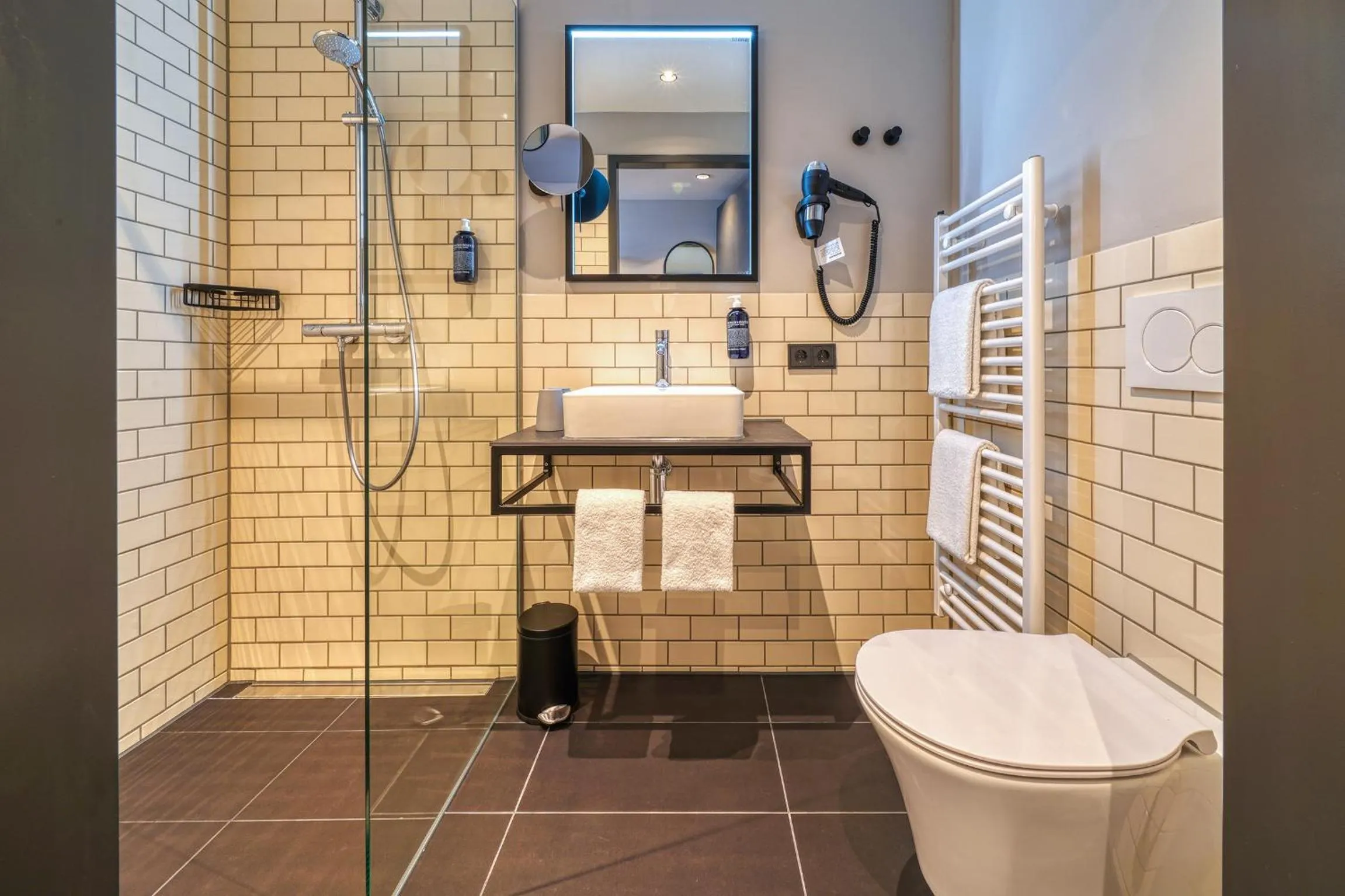 Bathroom in PLAZA INN Ulm