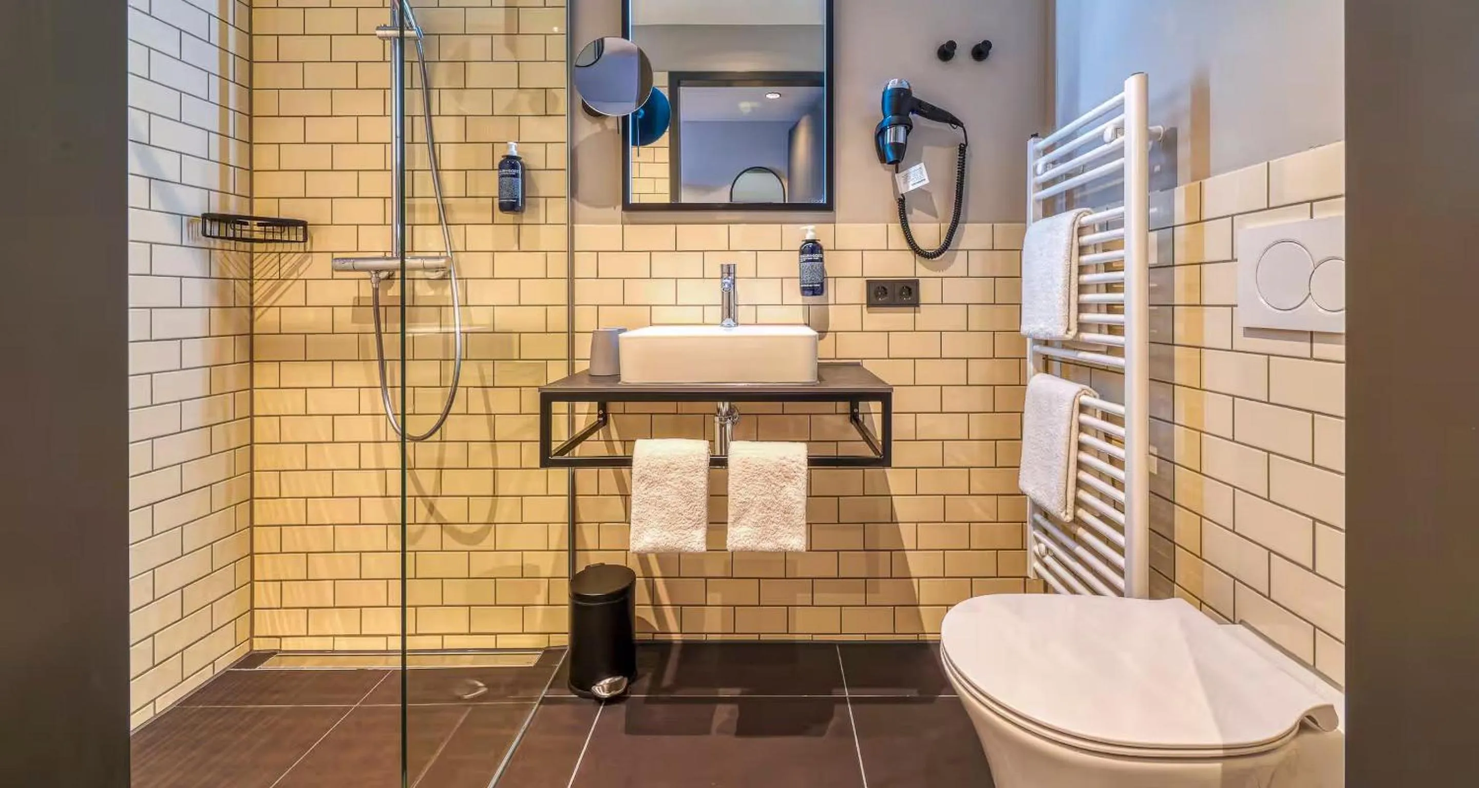 Bathroom in PLAZA INN Ulm